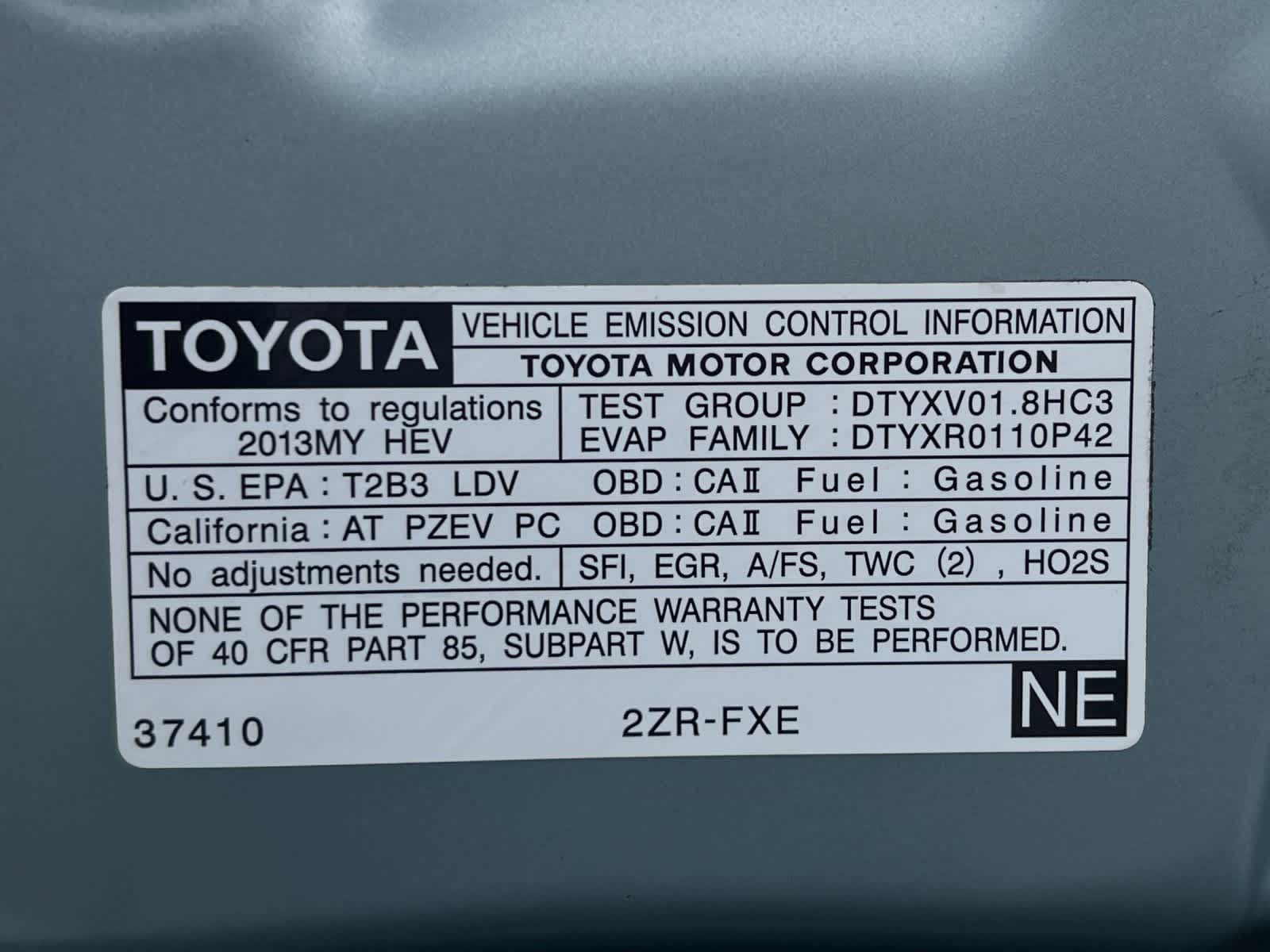 2013 Toyota Prius One 28