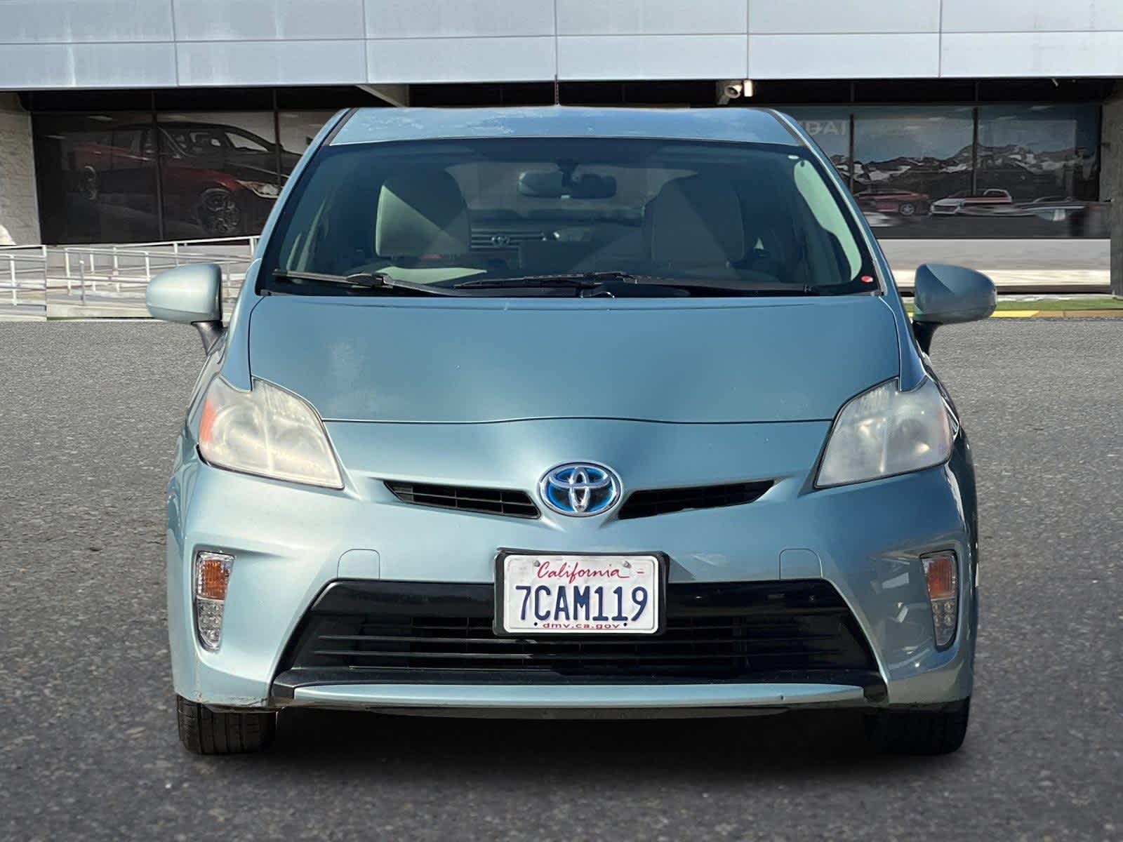 2013 Toyota Prius One 10