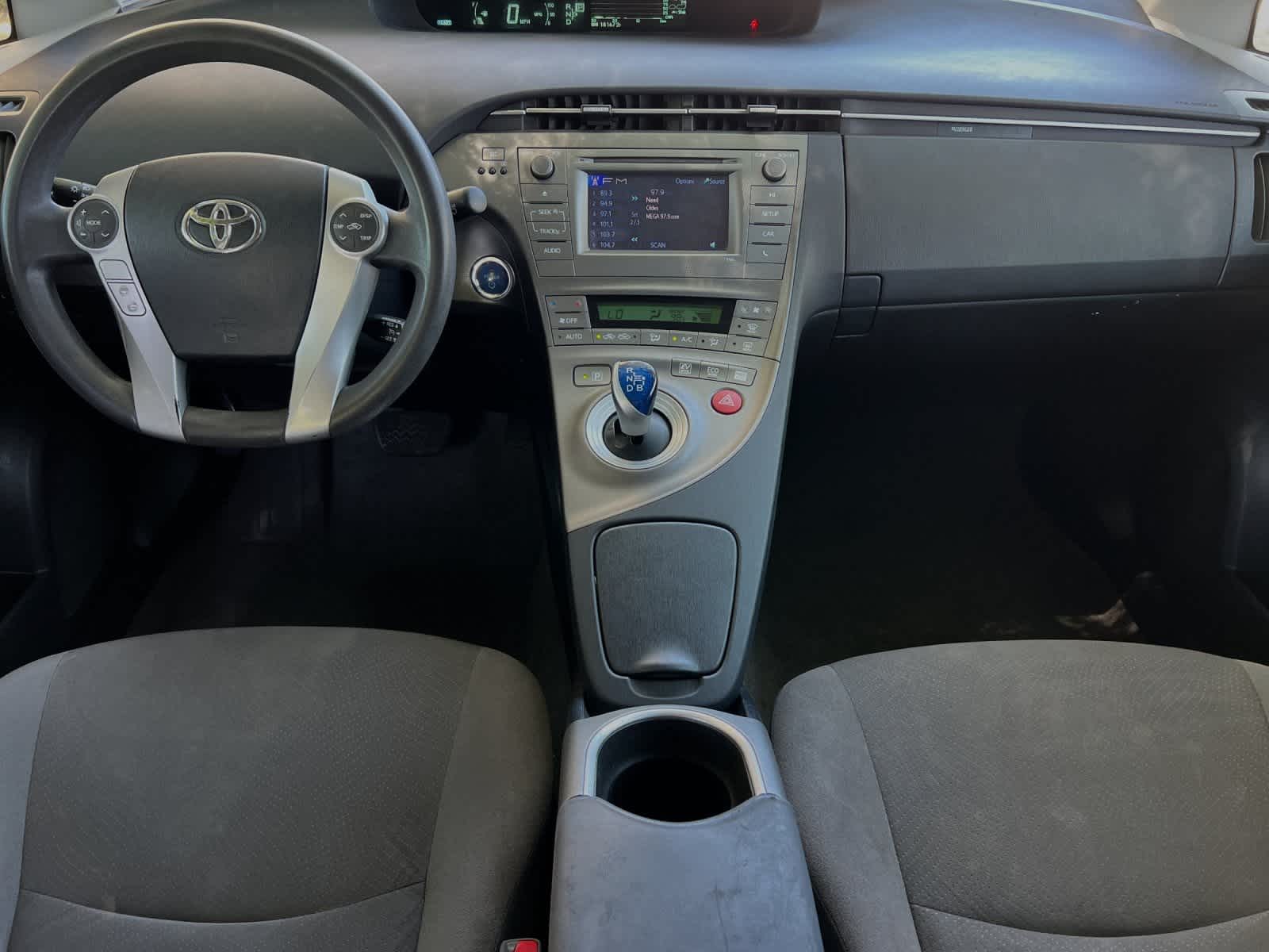 2015 Toyota Prius Two 3