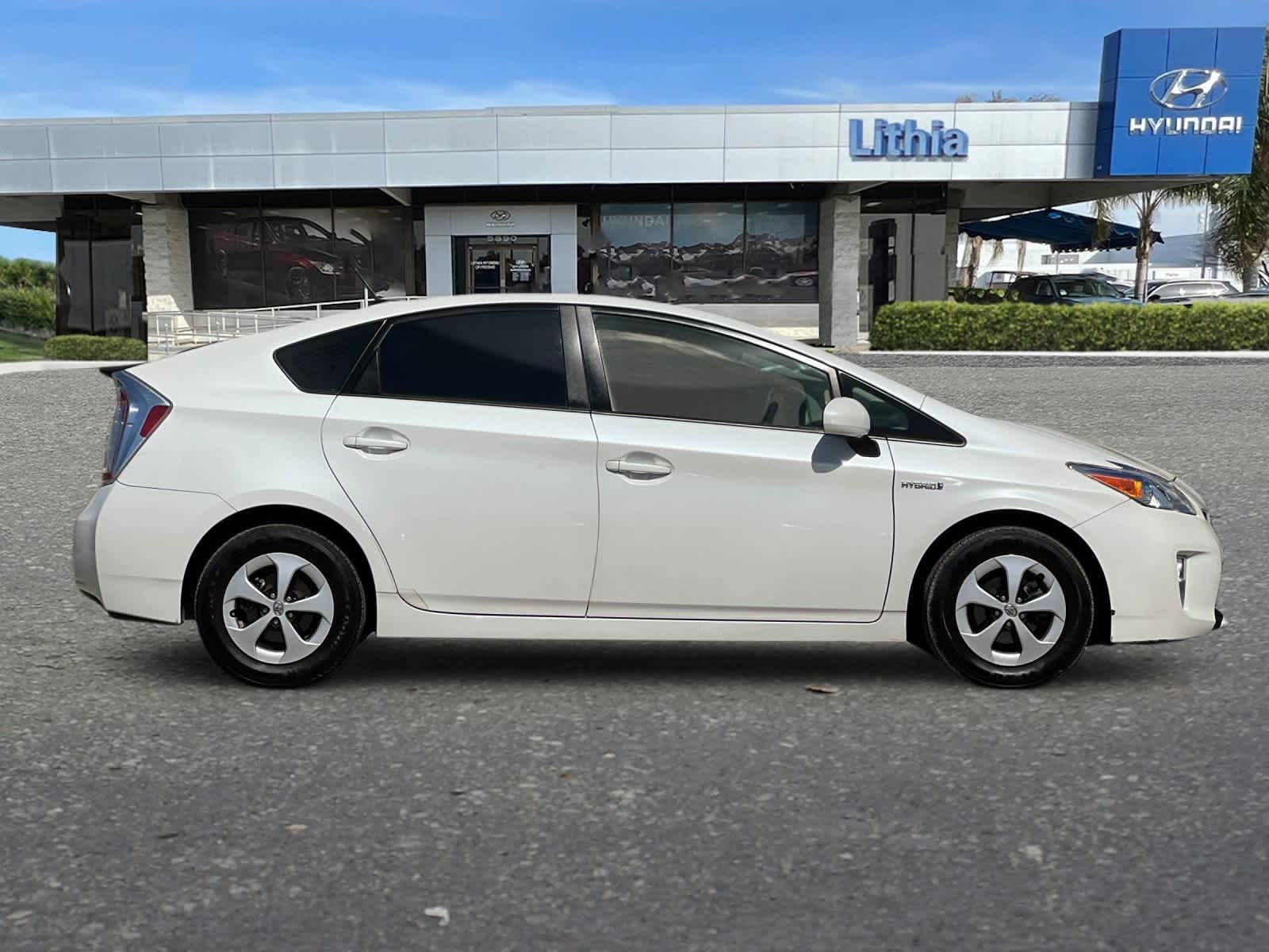 2013 Toyota Prius Three 8