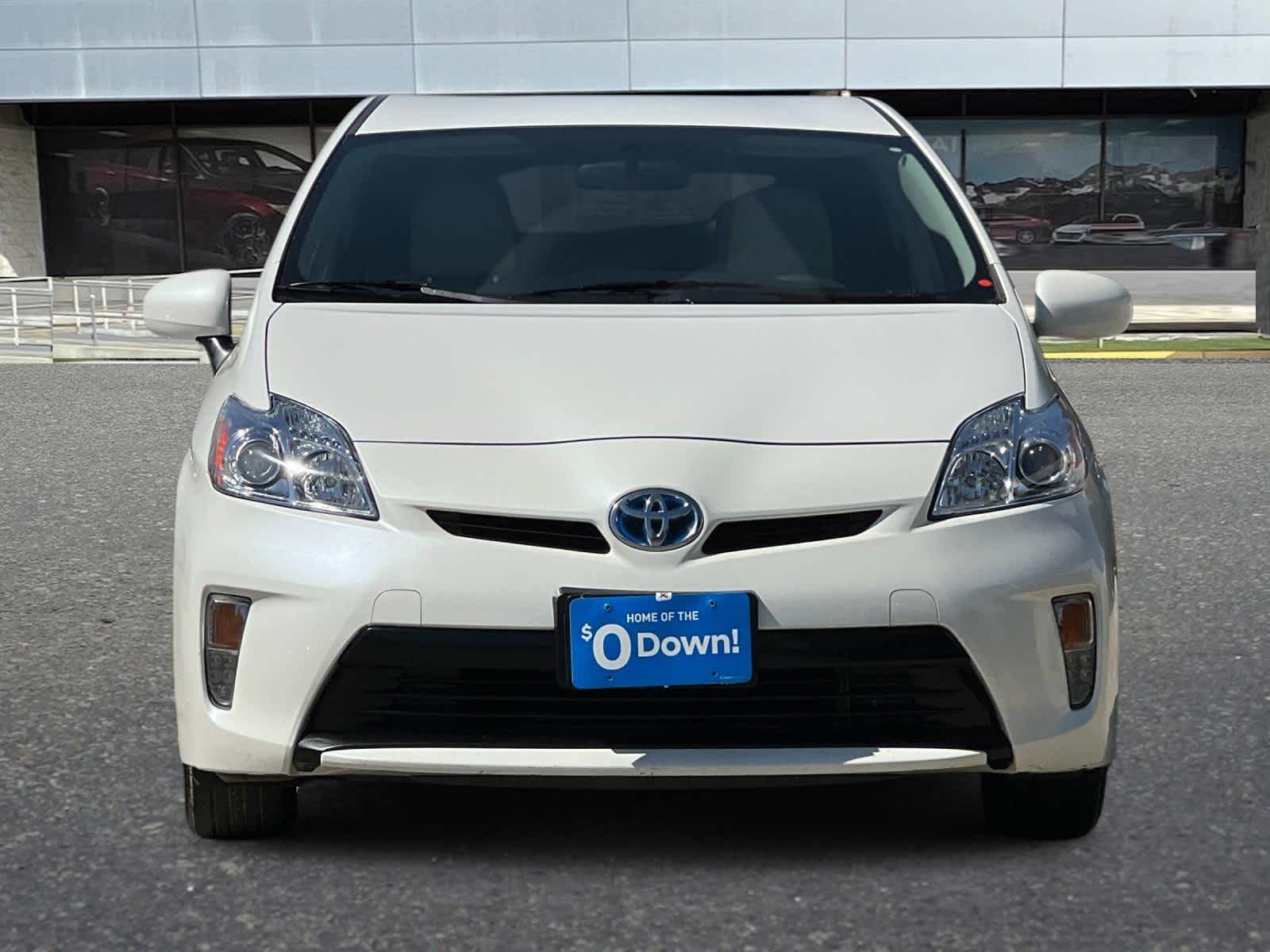 2013 Toyota Prius Three 10