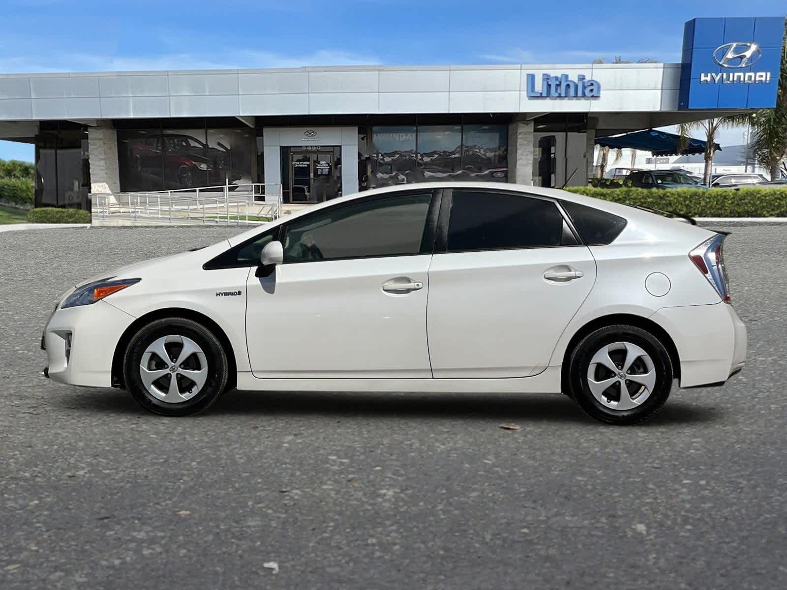 2013 Toyota Prius Three 5