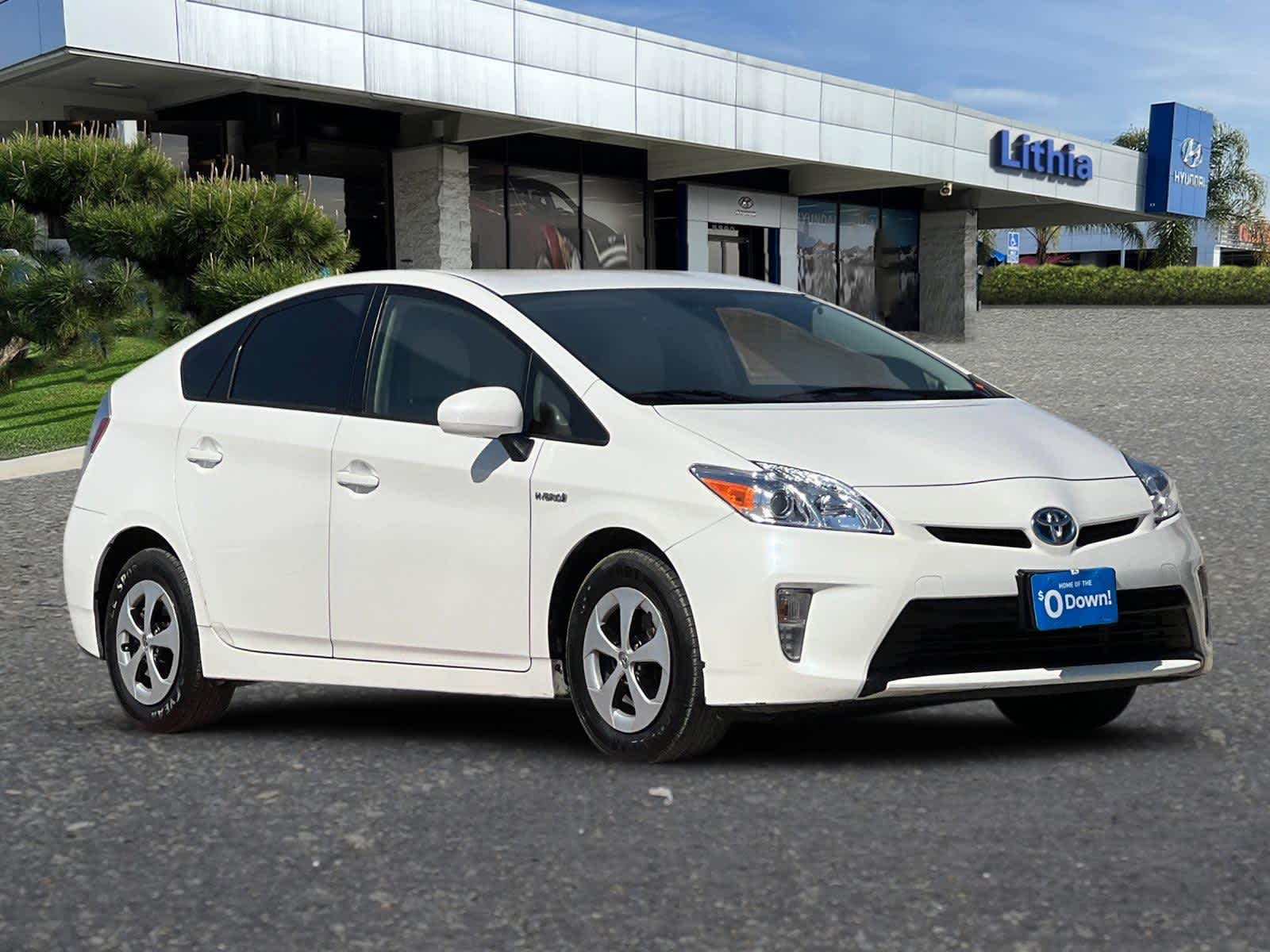 2013 Toyota Prius Three 9