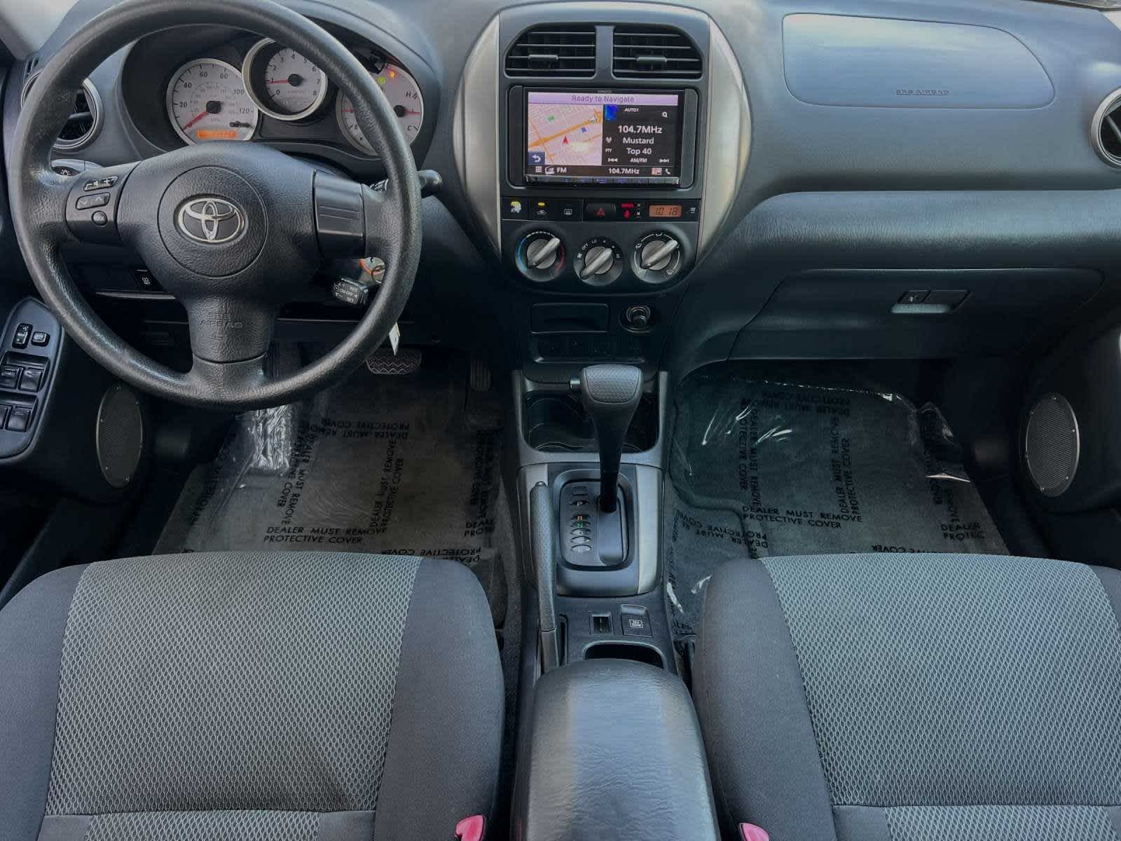 2004 Toyota RAV4  3