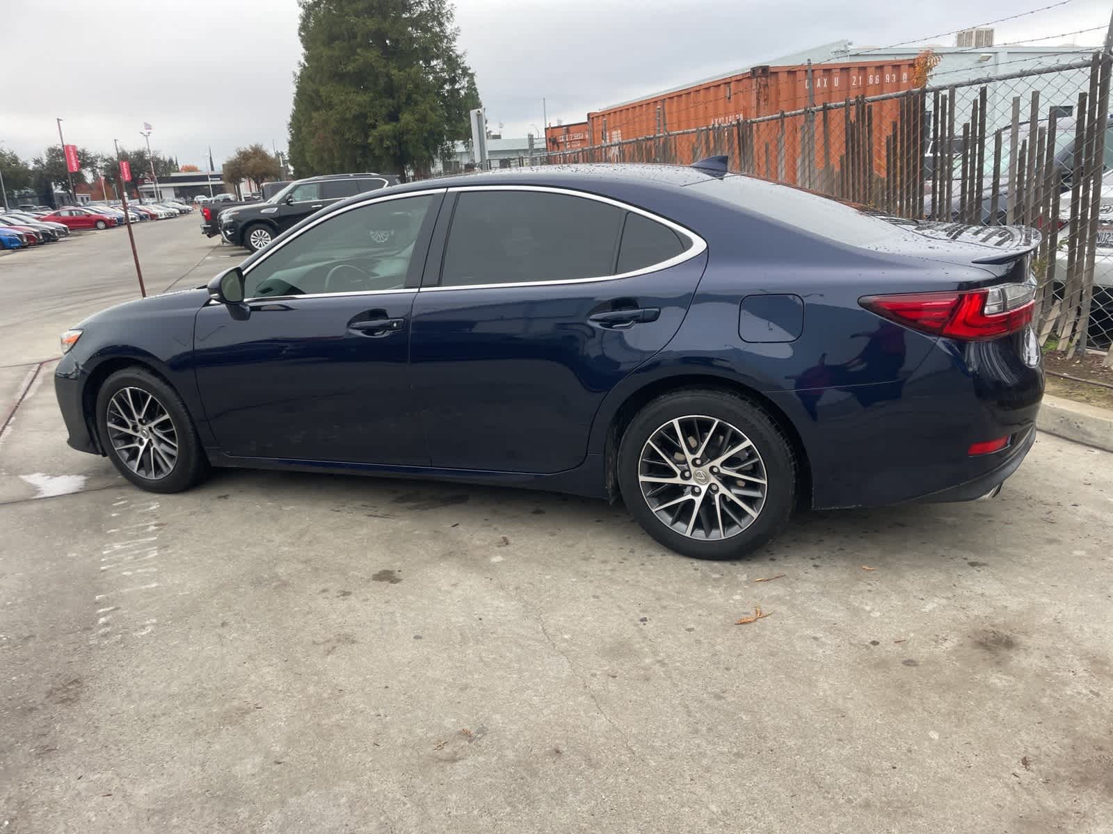 2016 Lexus ES 350  7