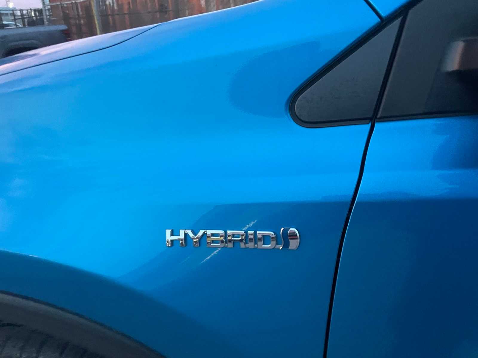 2016 Toyota RAV4 Hybrid Limited 10