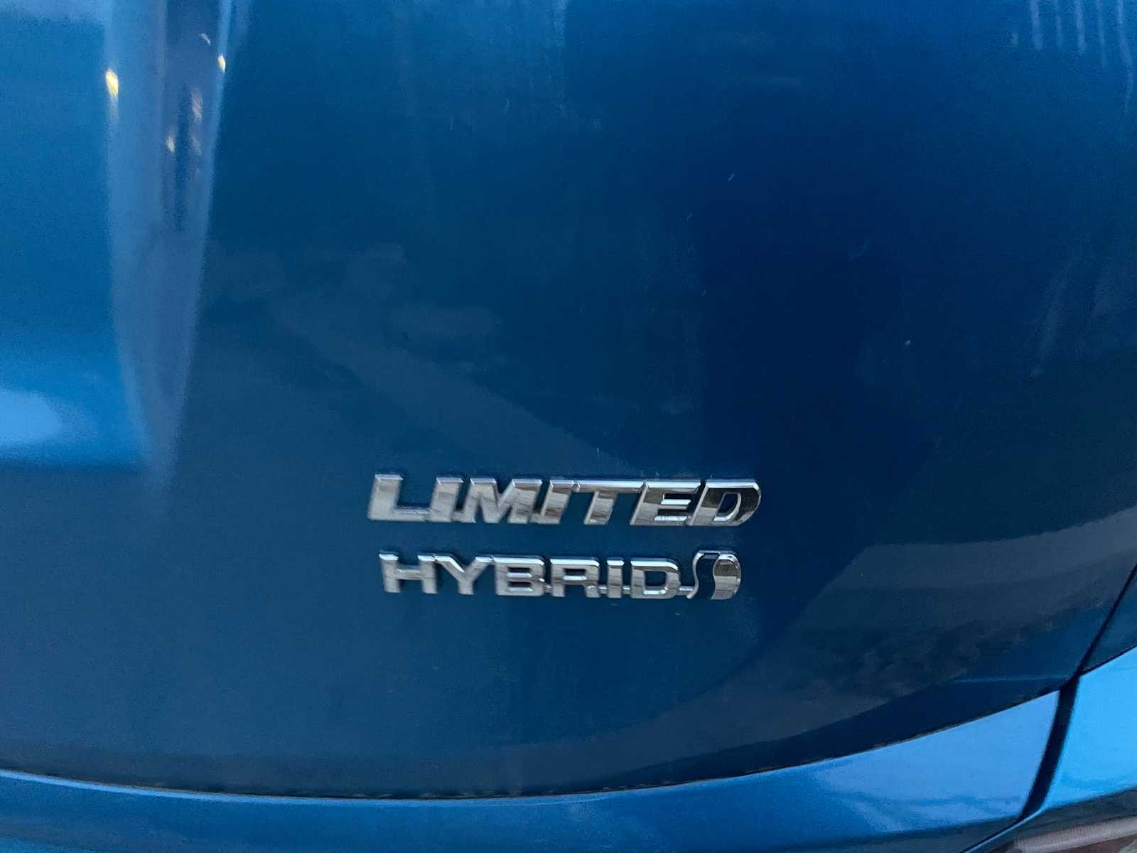 2016 Toyota RAV4 Hybrid Limited 15