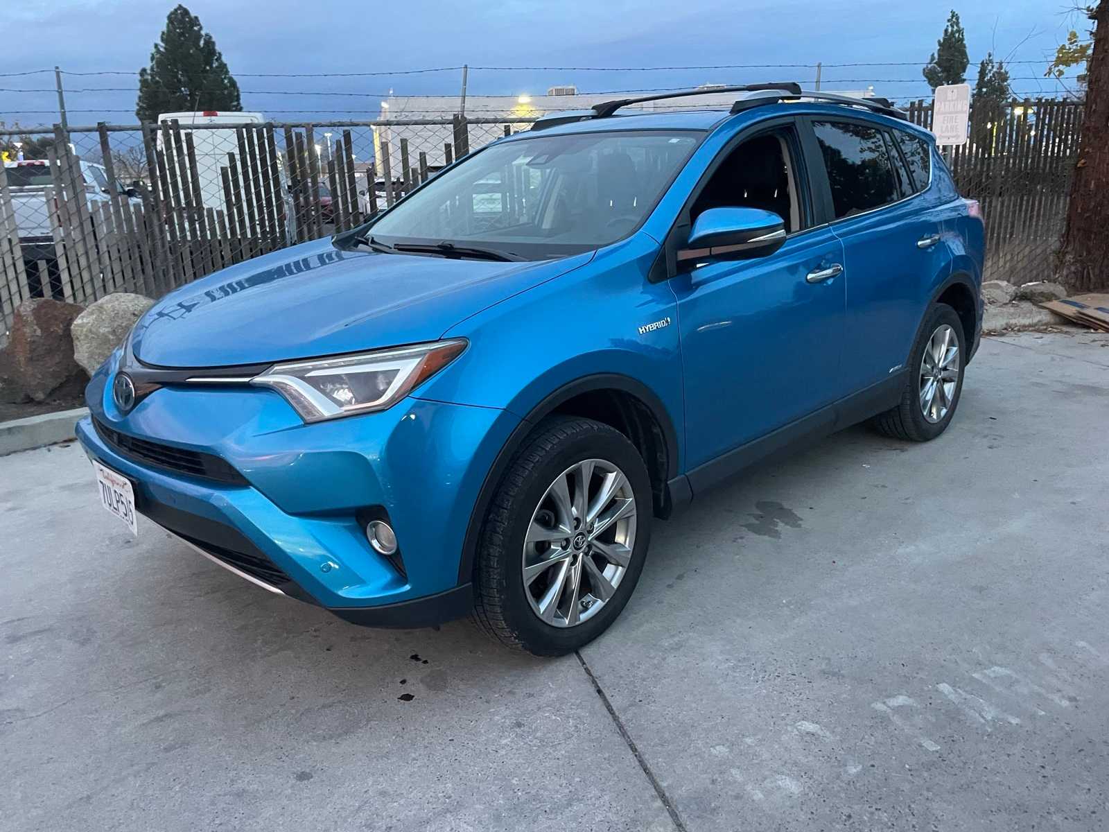 2016 Toyota RAV4 Hybrid Limited 2