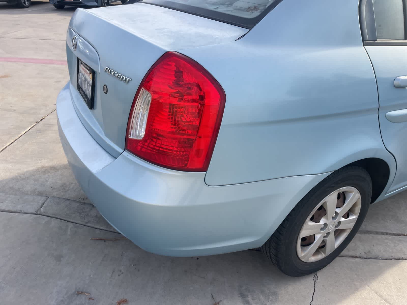 2009 Hyundai Accent Auto GLS 16