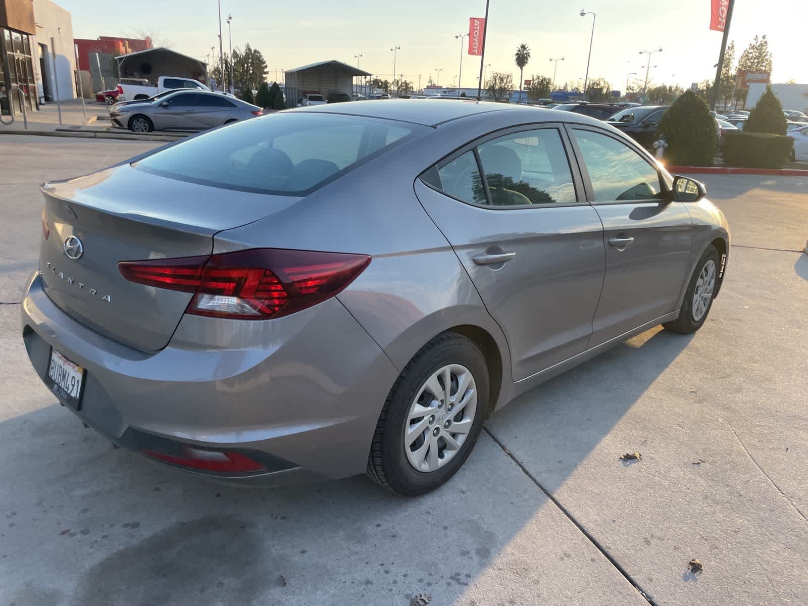 2020 Hyundai Elantra SE 4