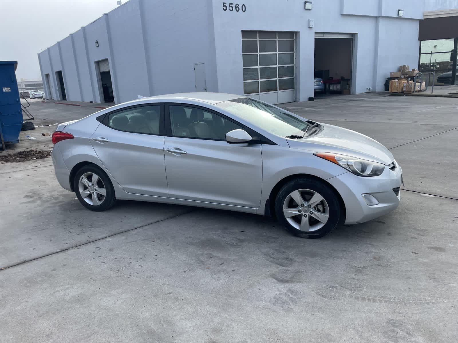 2013 Hyundai Elantra GLS PZEV 4