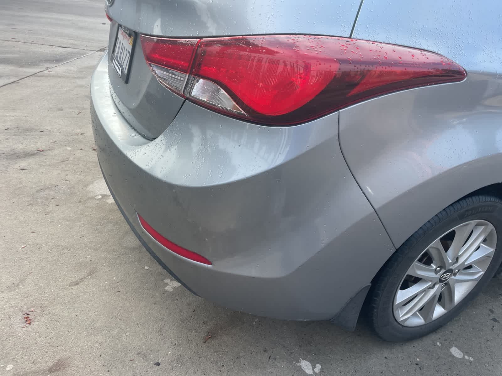 2015 Hyundai Elantra SE 16