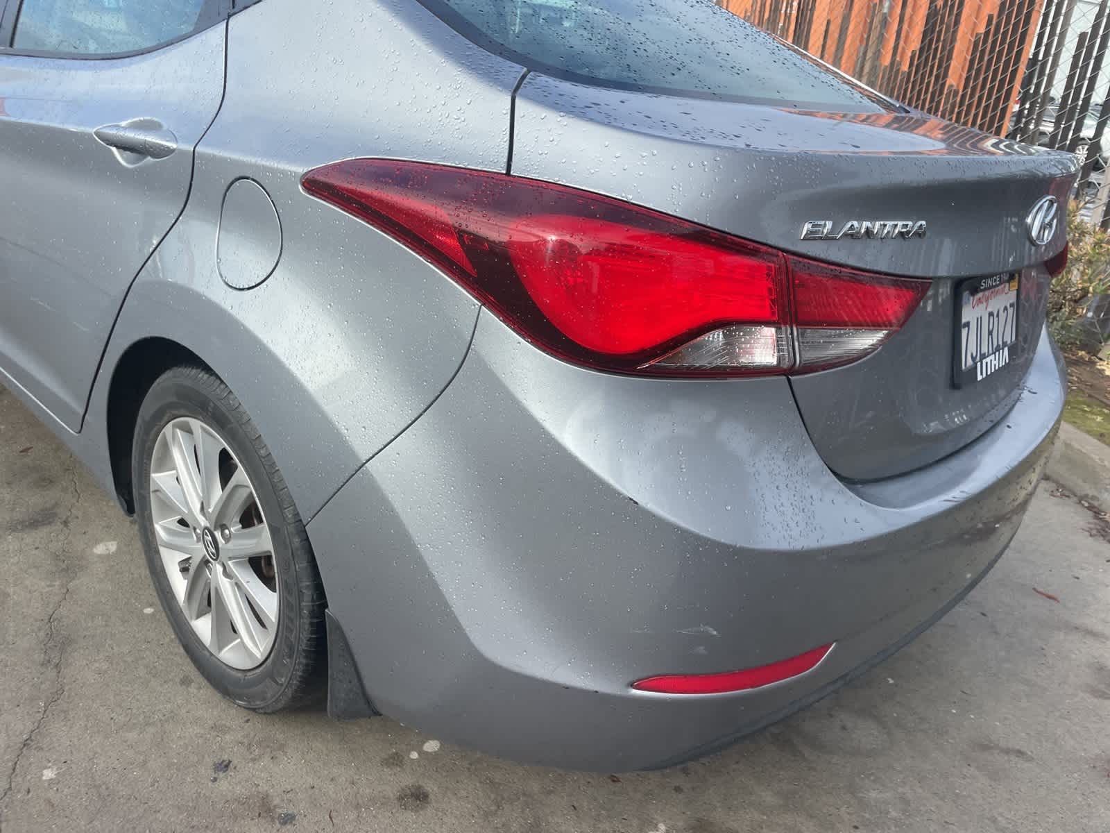 2015 Hyundai Elantra SE 18