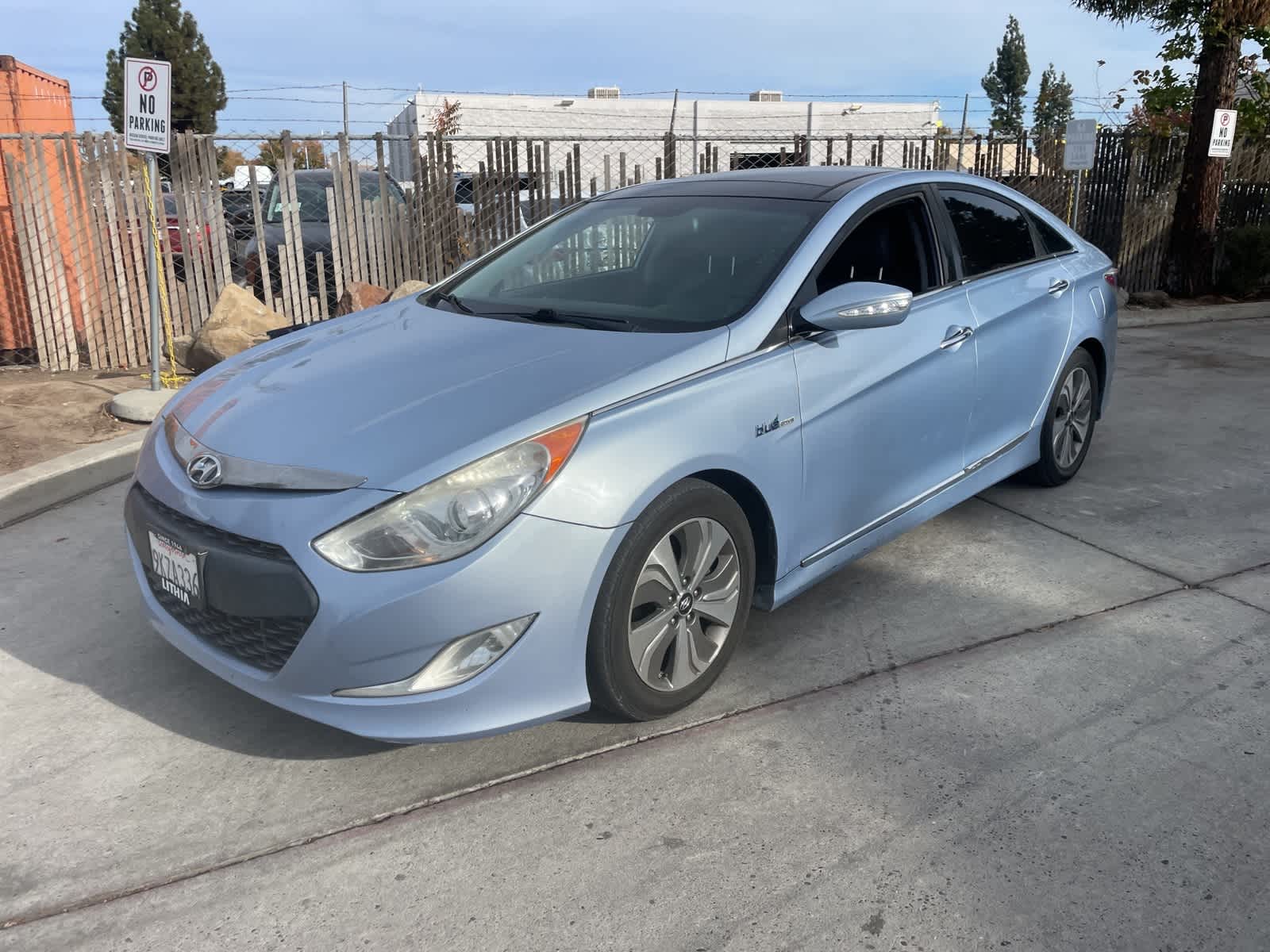 2013 Hyundai Sonata Hybrid Limited w/Panoramic Sunroof Pkg 2