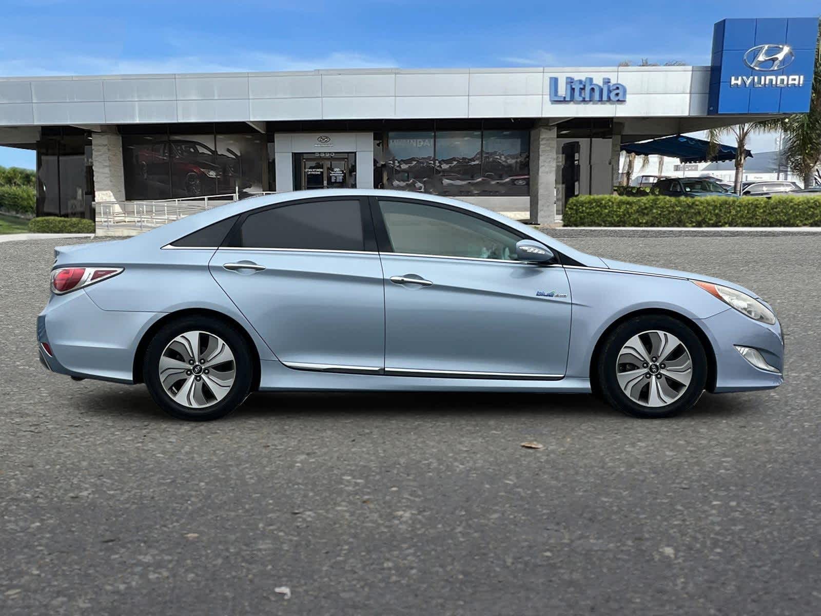 2013 Hyundai Sonata Hybrid Limited w/Panoramic Sunroof Pkg 8