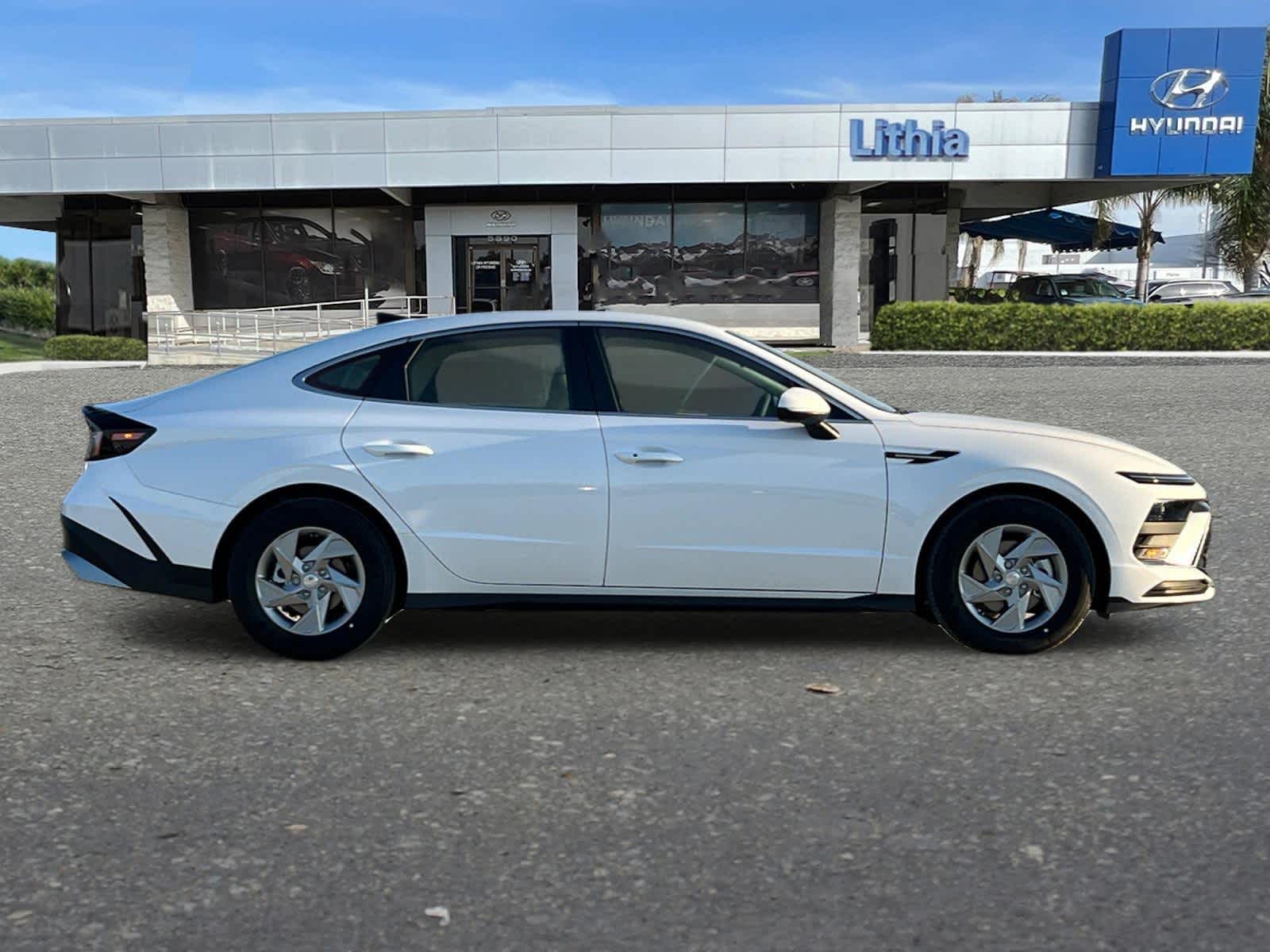 2025 Hyundai Sonata SE 9