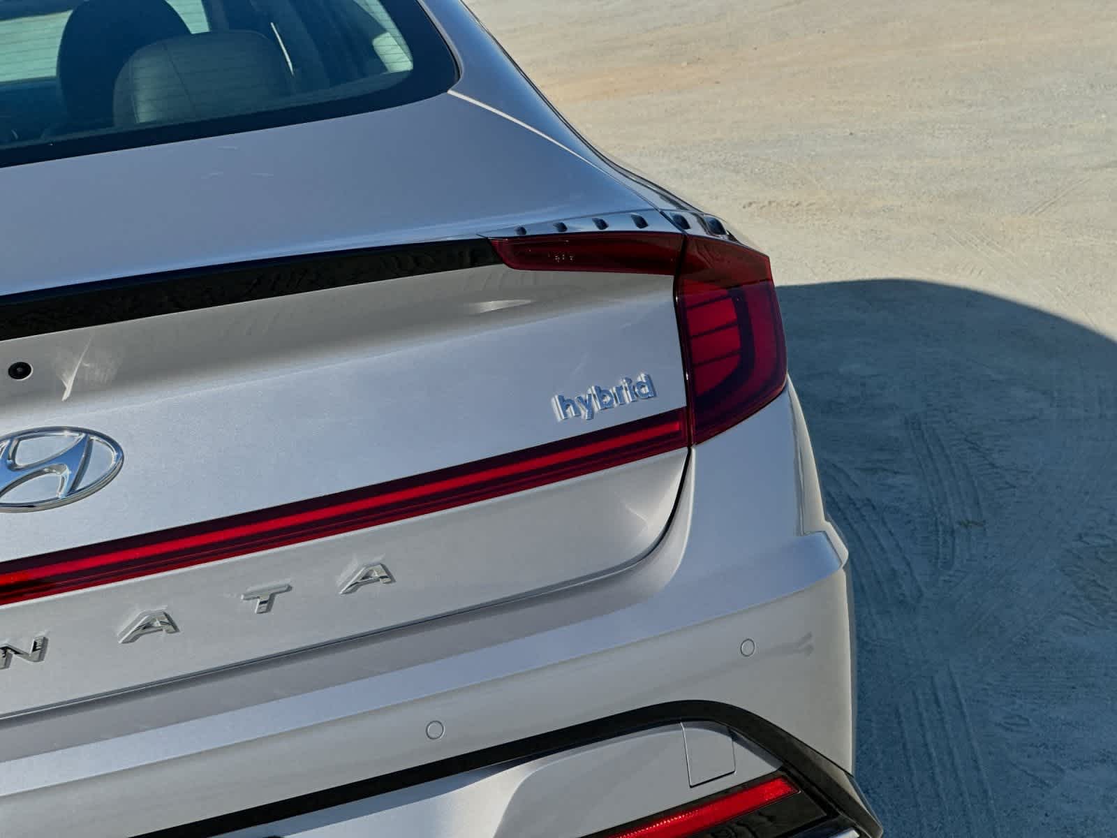 2023 Hyundai Sonata Hybrid Limited 24