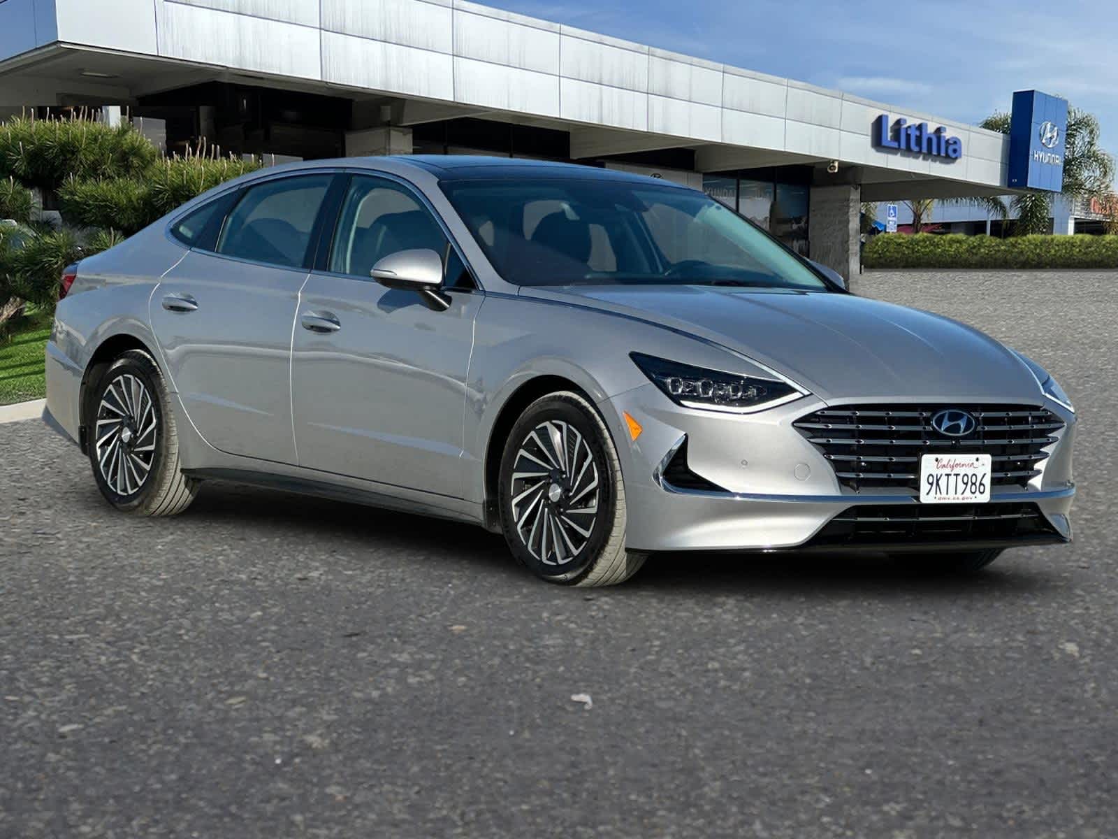 2023 Hyundai Sonata Hybrid Limited 8