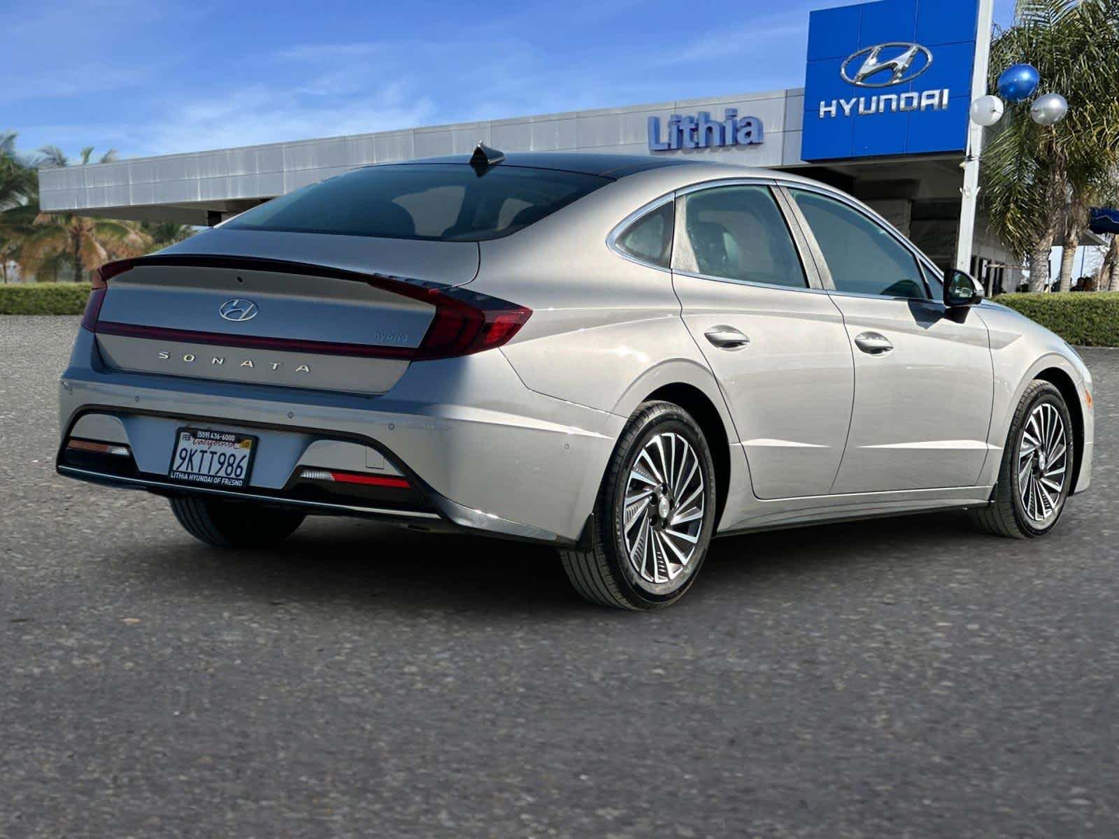 2023 Hyundai Sonata Hybrid Limited 32