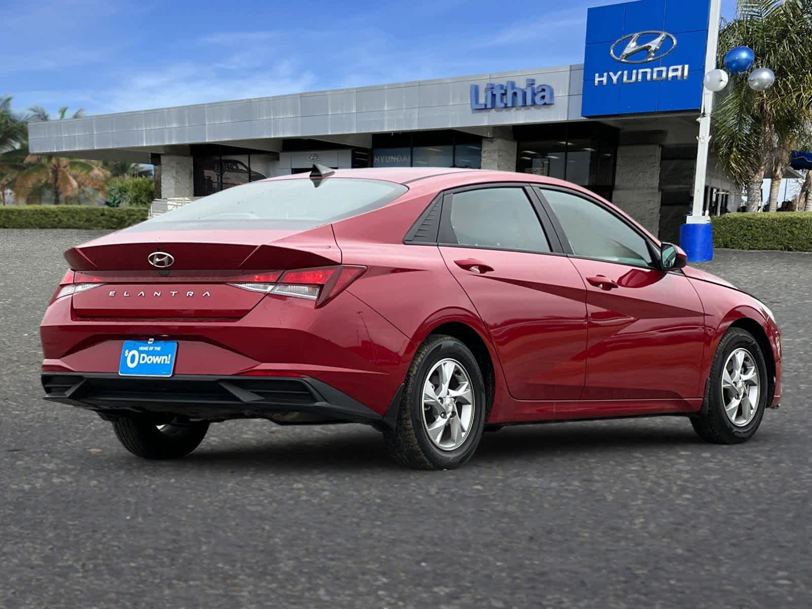 2023 Hyundai Elantra SE 2