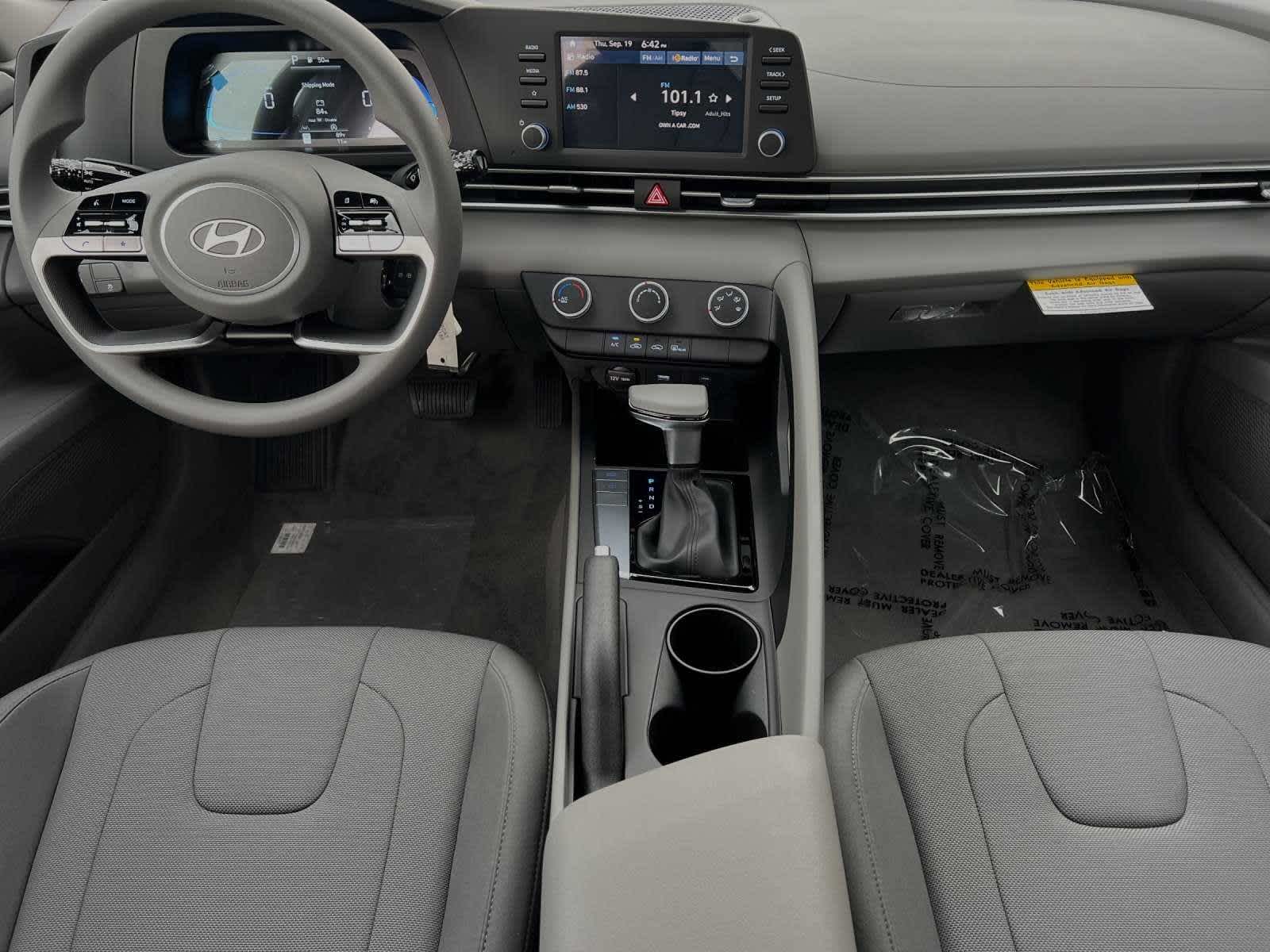 2025 Hyundai Elantra SE 5