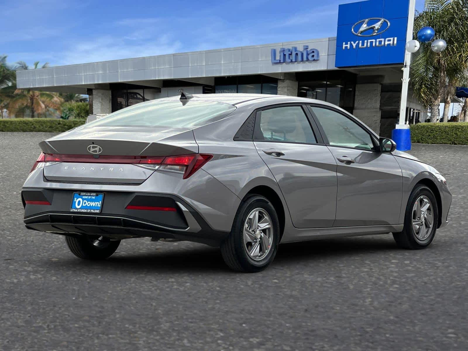 2025 Hyundai Elantra SE 2