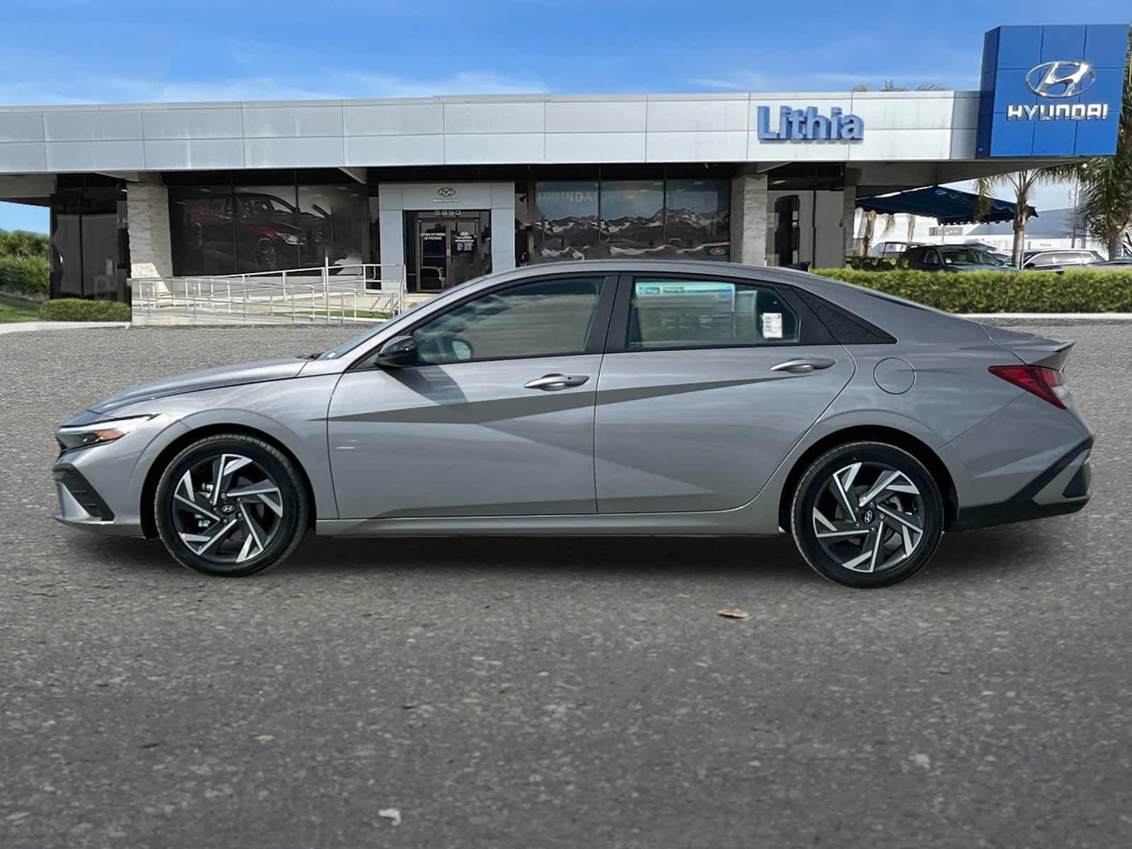 2025 Hyundai Elantra SEL Sport 6