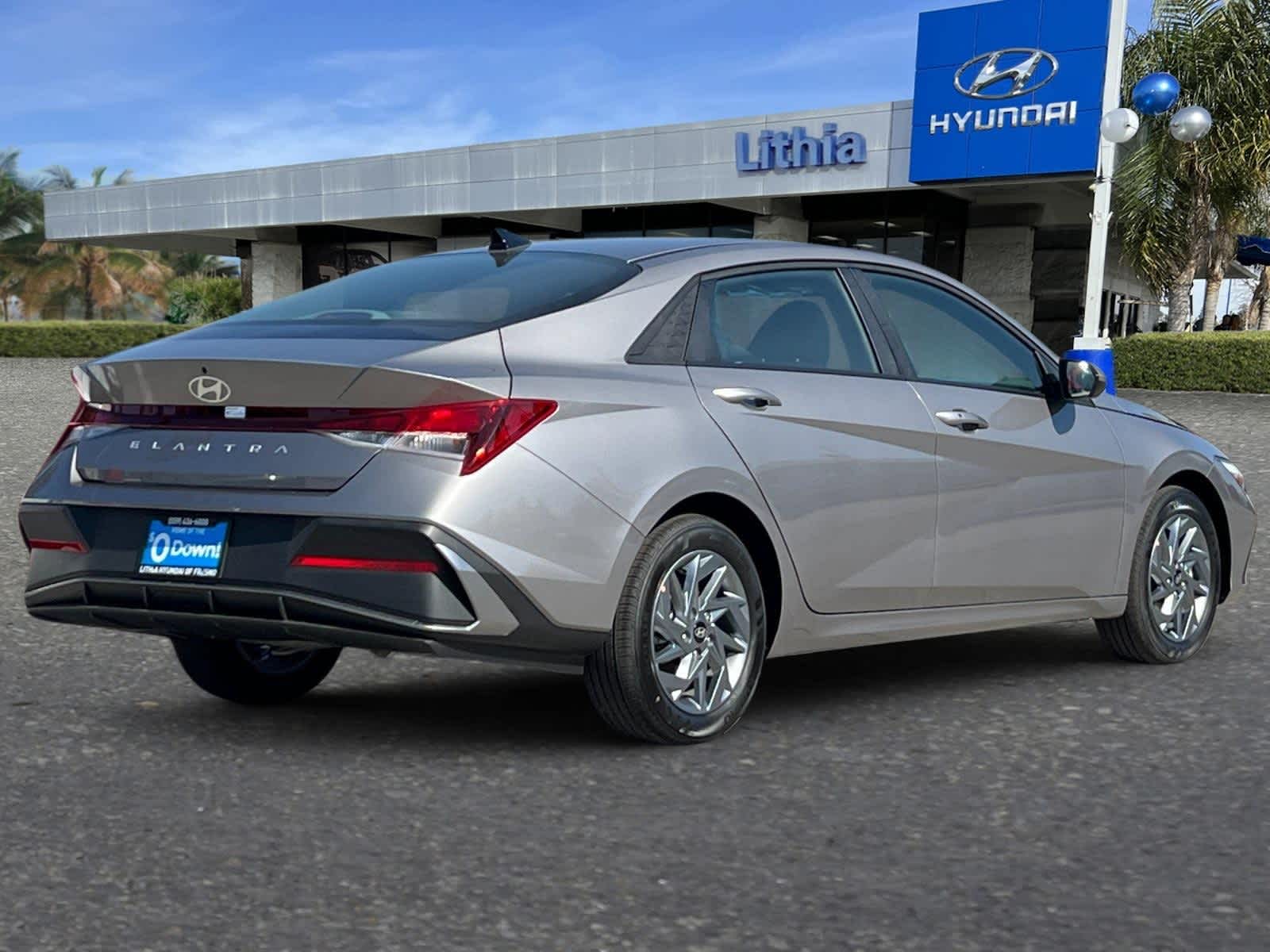 2024 Hyundai Elantra SEL 2