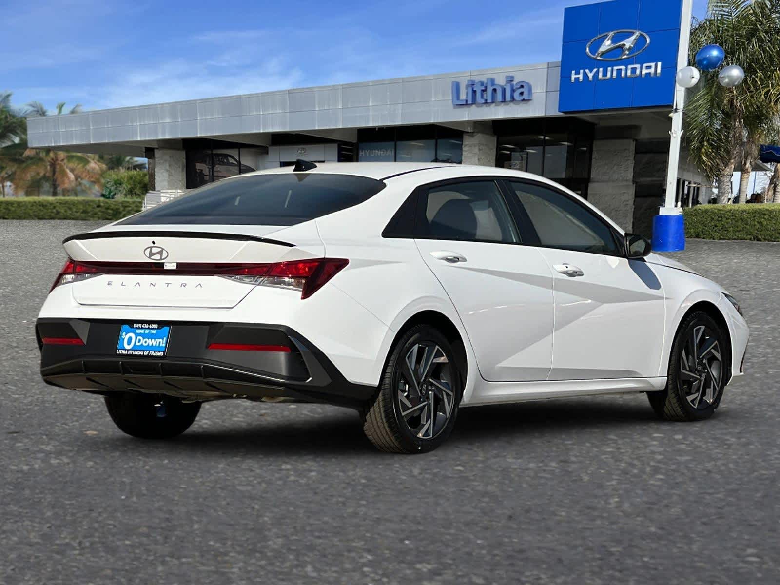 2025 Hyundai Elantra SEL Sport 2