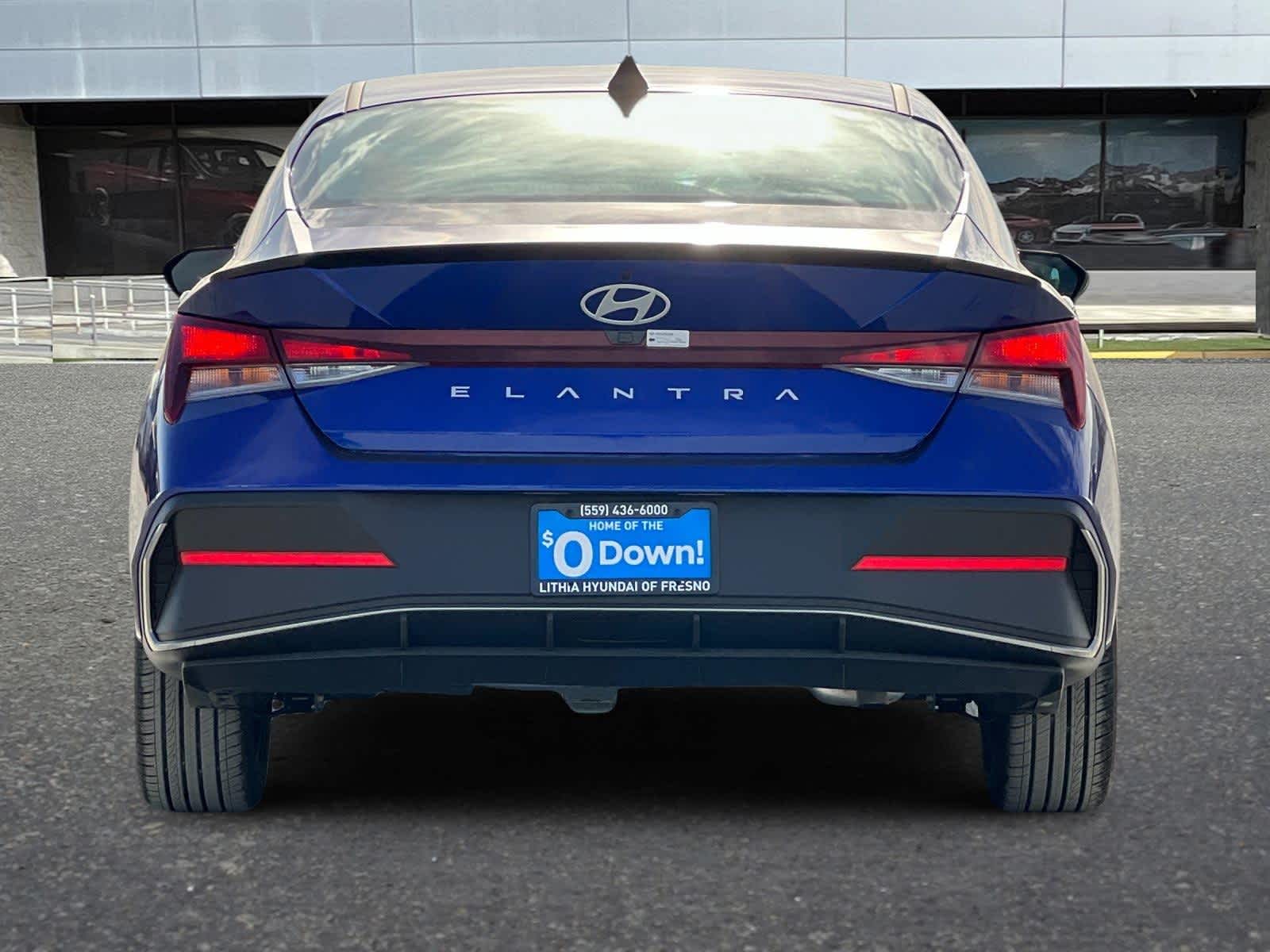 2025 Hyundai Elantra SEL Sport 8