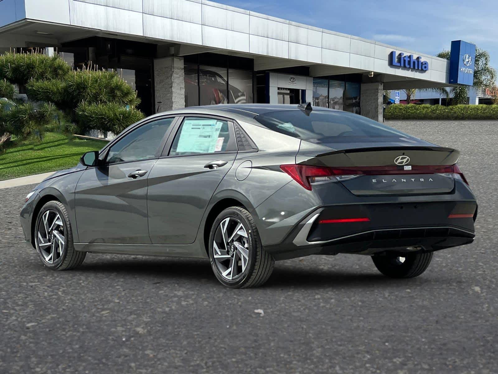 2025 Hyundai Elantra SEL Sport 7