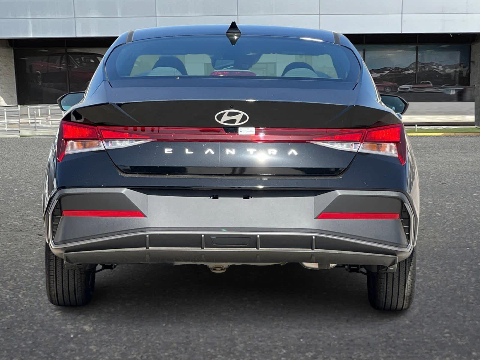 2024 Hyundai Elantra SEL 5