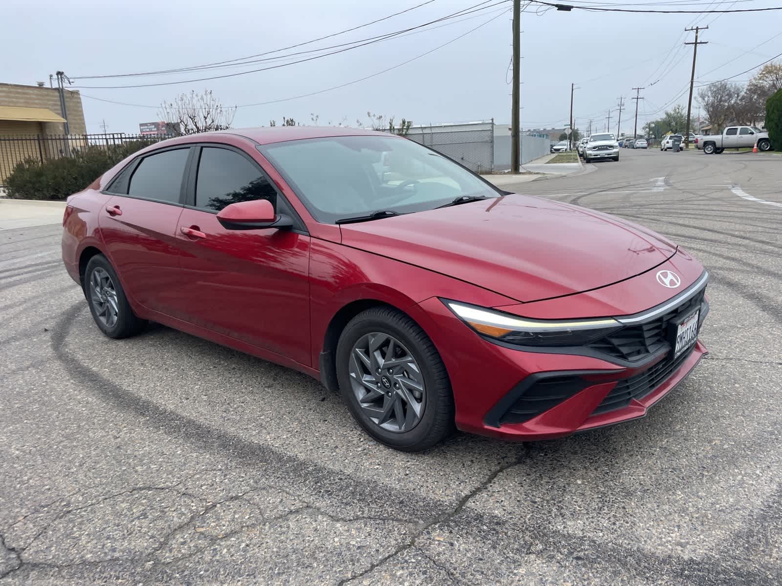 2024 Hyundai Elantra Hybrid Blue 4