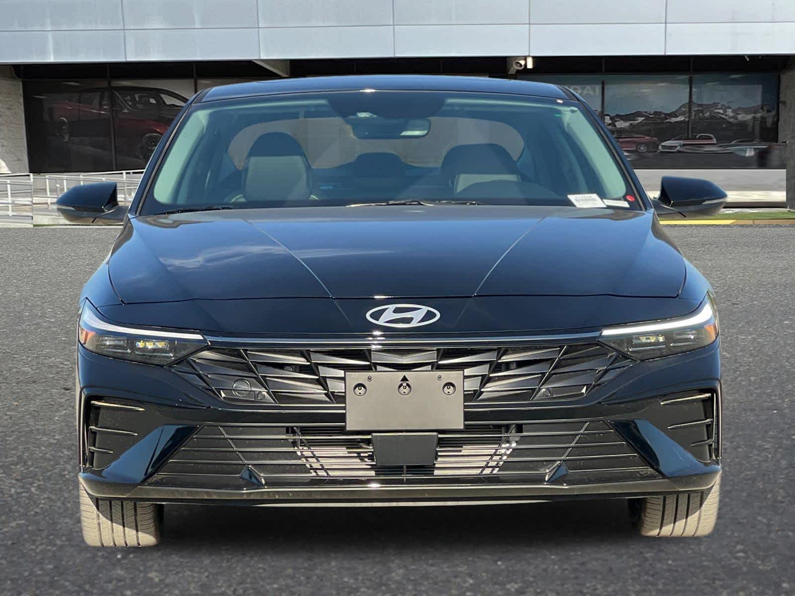 2025 Hyundai Elantra Hybrid Limited 11