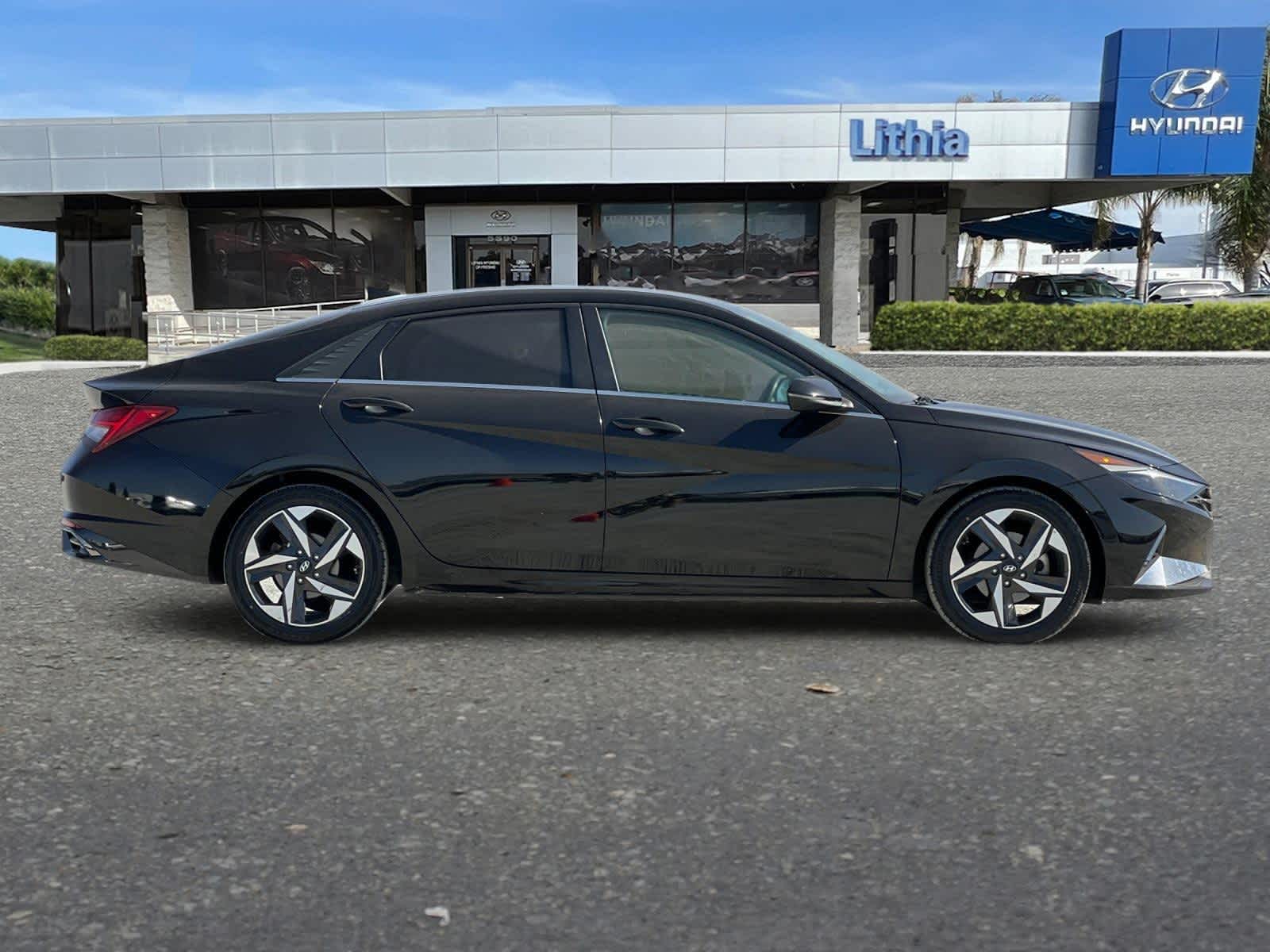 2021 Hyundai Elantra Limited 8