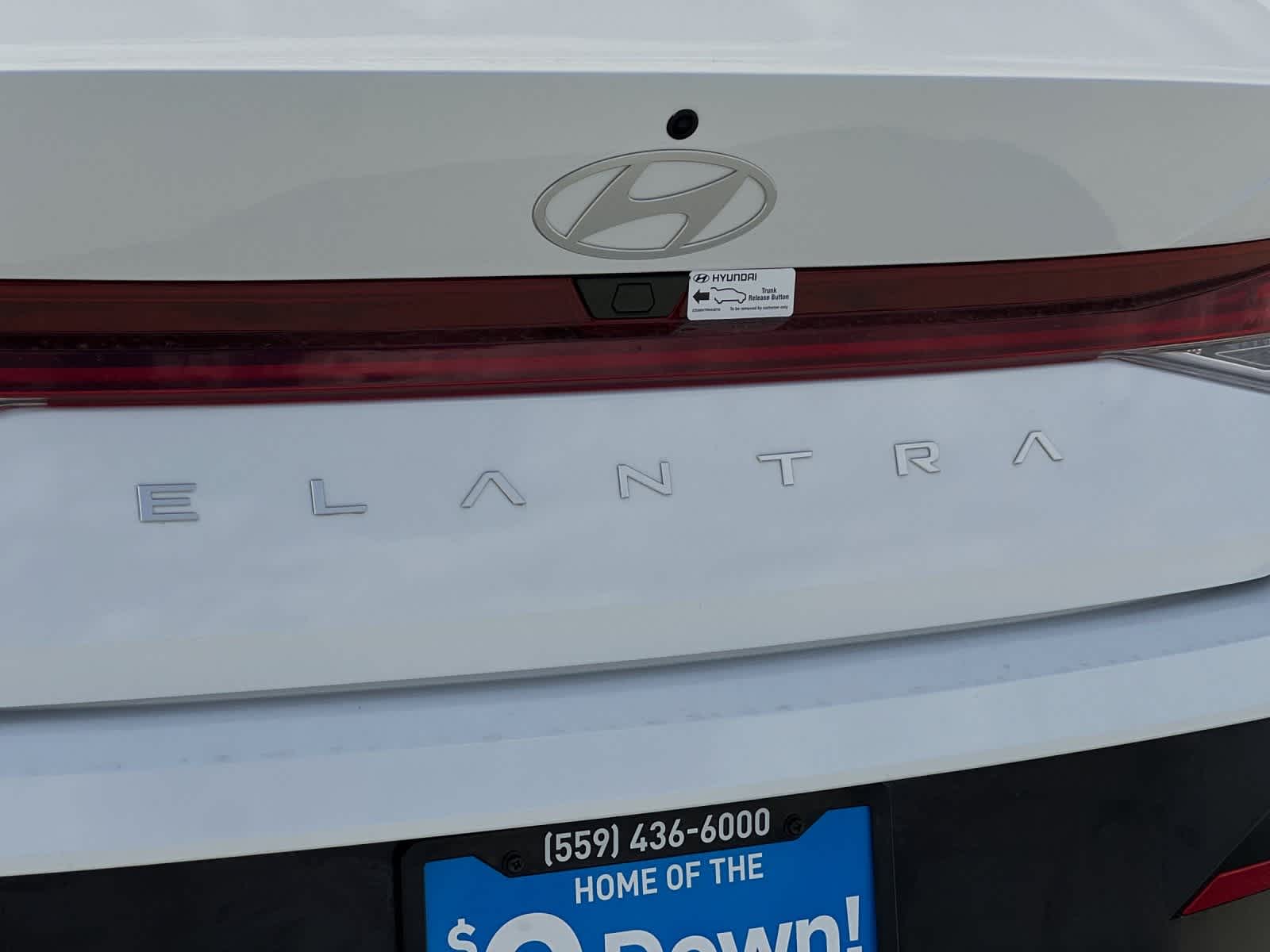 2025 Hyundai Elantra SEL Convenience 12