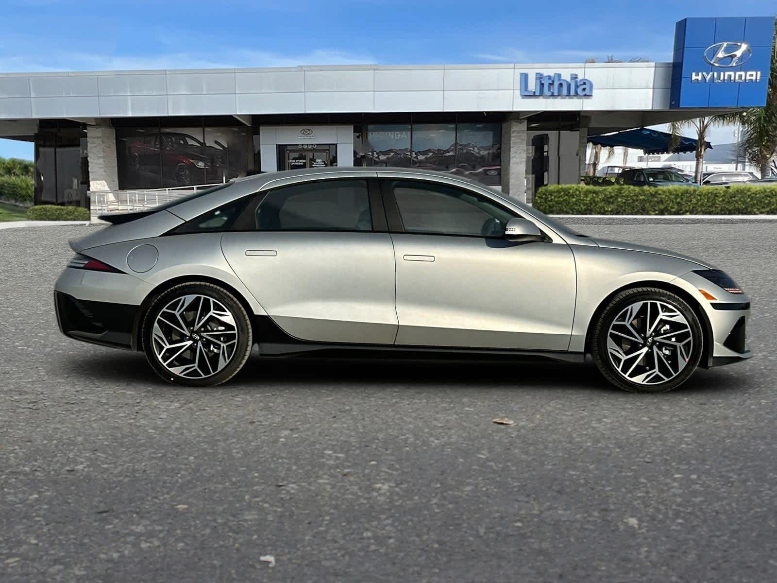 2025 Hyundai IONIQ 6 SEL 8