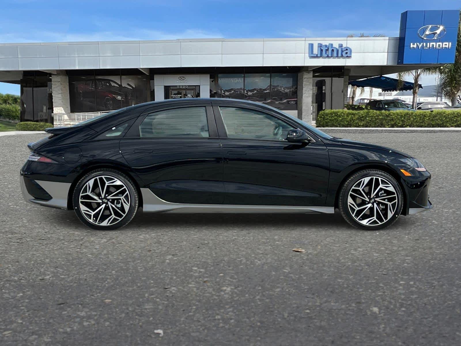 2025 Hyundai IONIQ 6 SEL 8