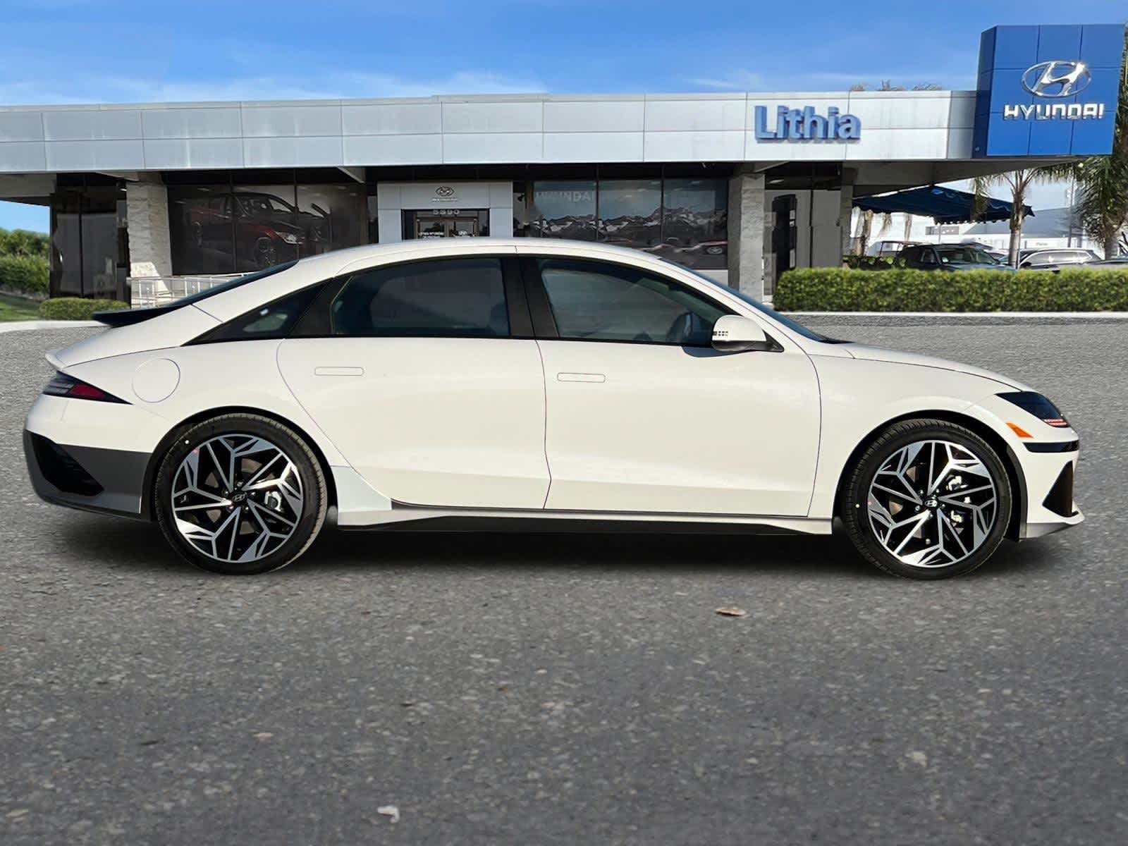 2025 Hyundai IONIQ 6 SEL 8