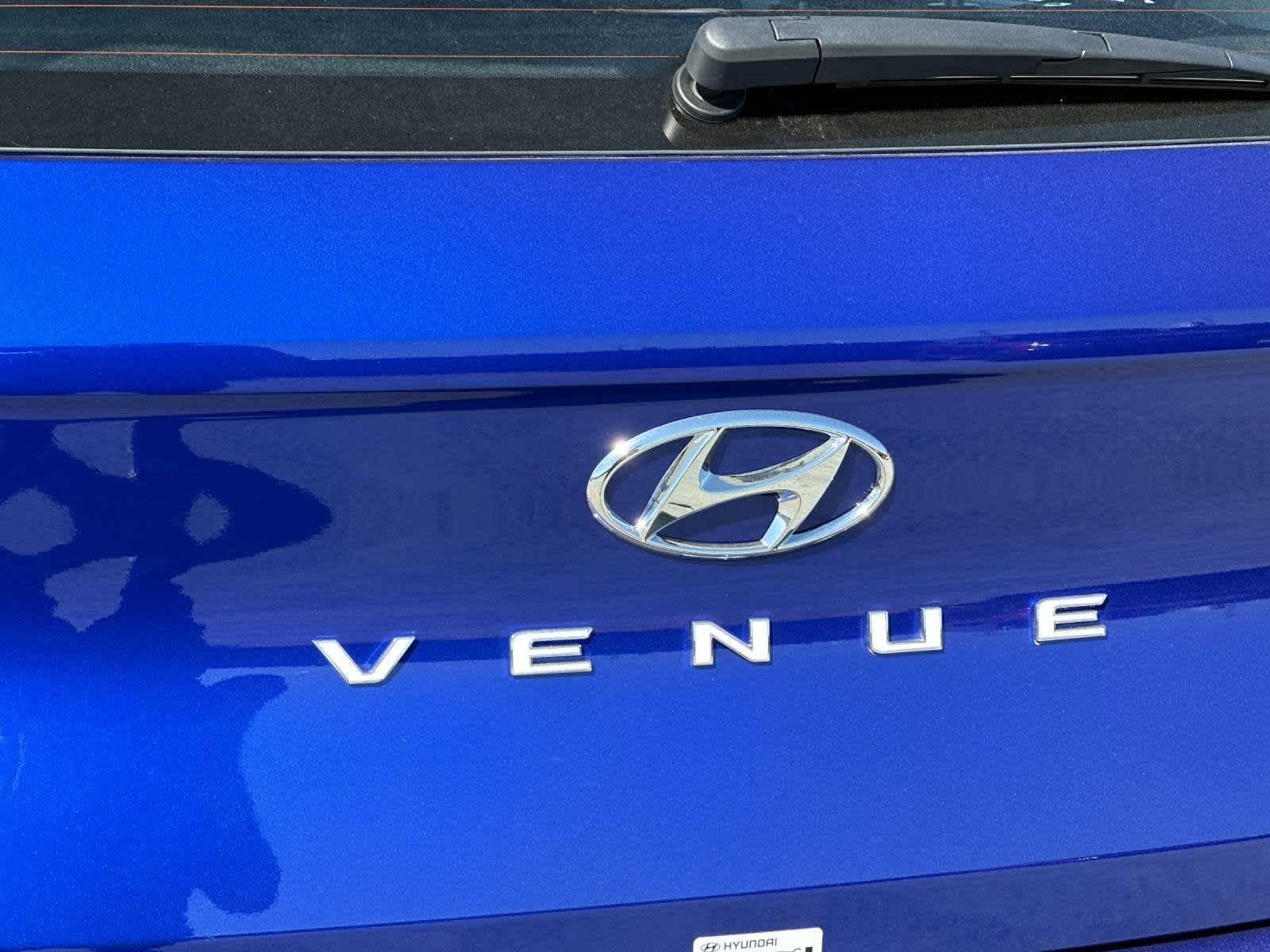 2024 Hyundai Venue Limited 26