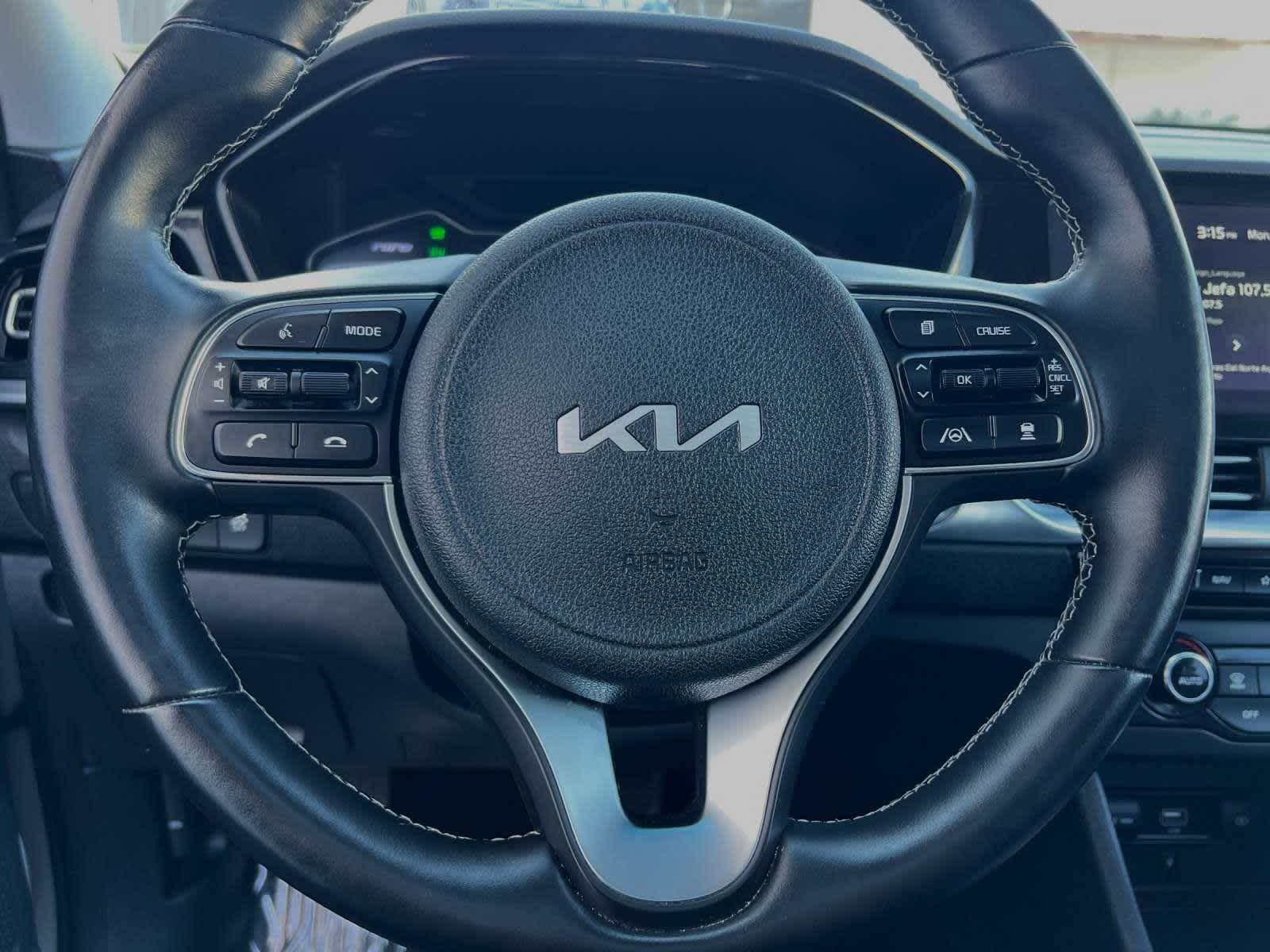 2022 Kia Niro EX Premium 24