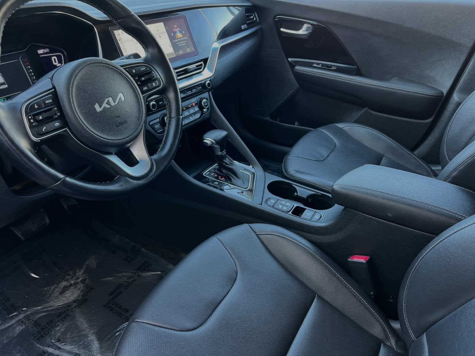 2022 Kia Niro EX Premium 11