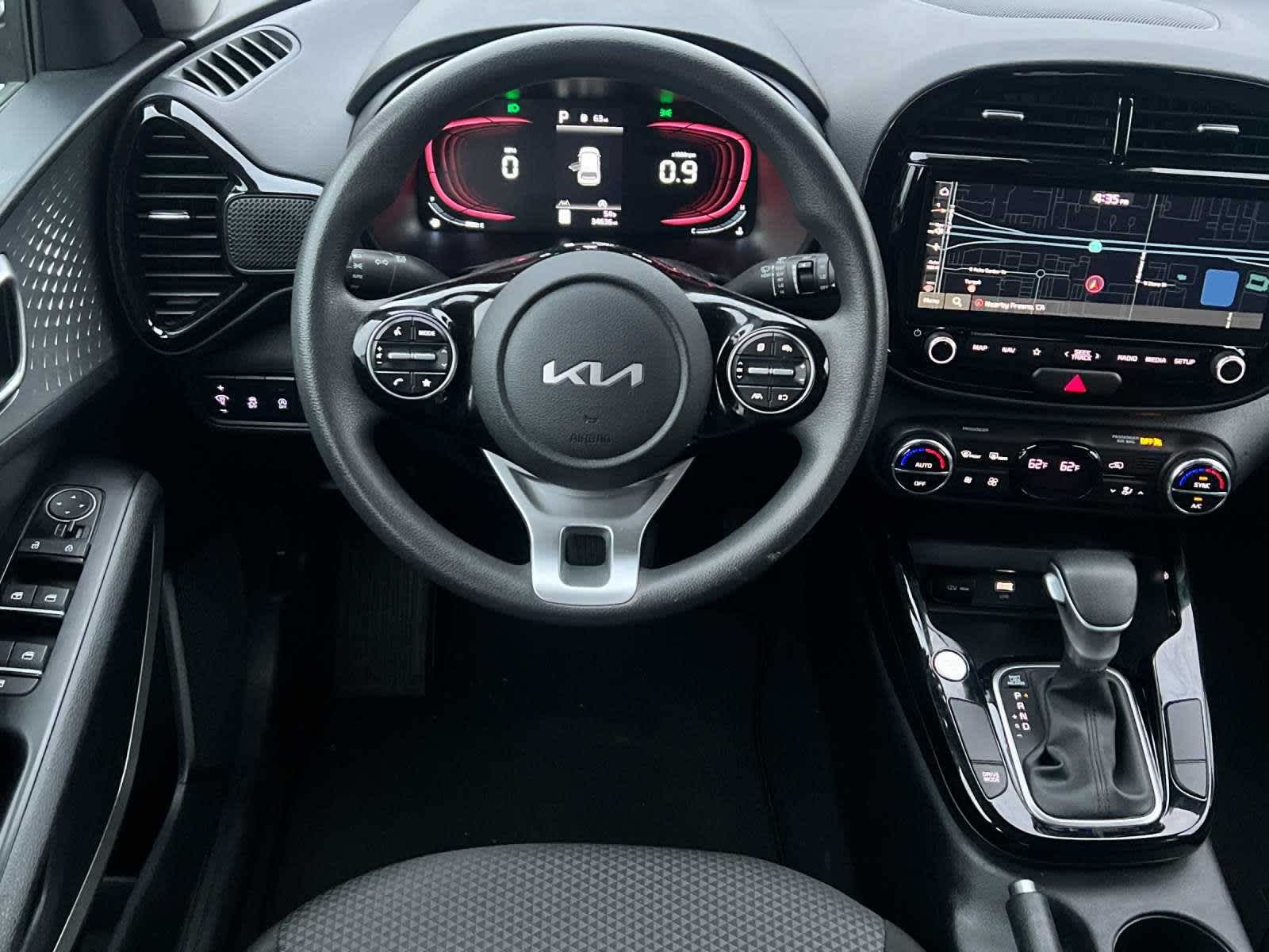 2023 Kia Soul S 14