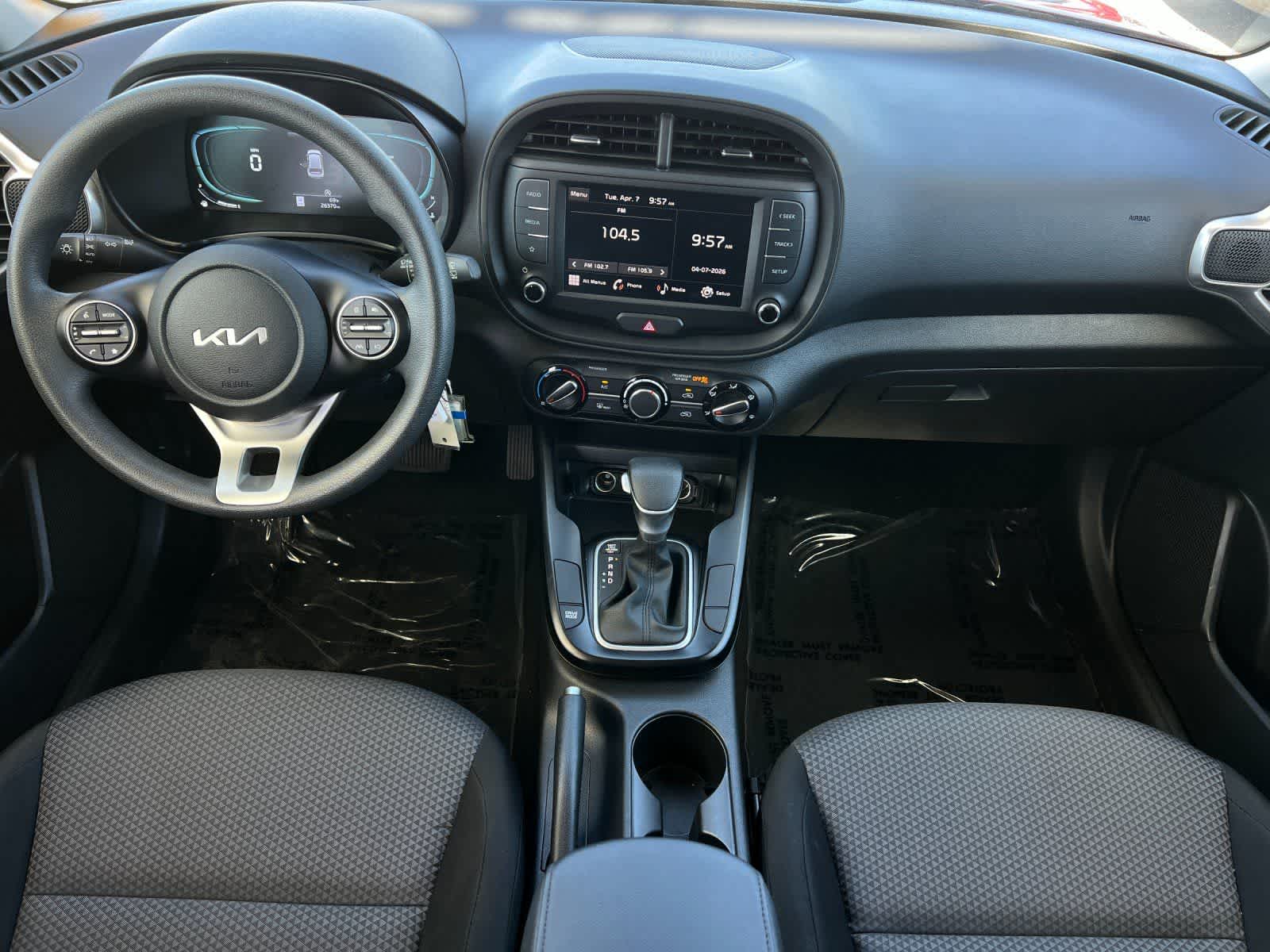 View vehicle photo 4