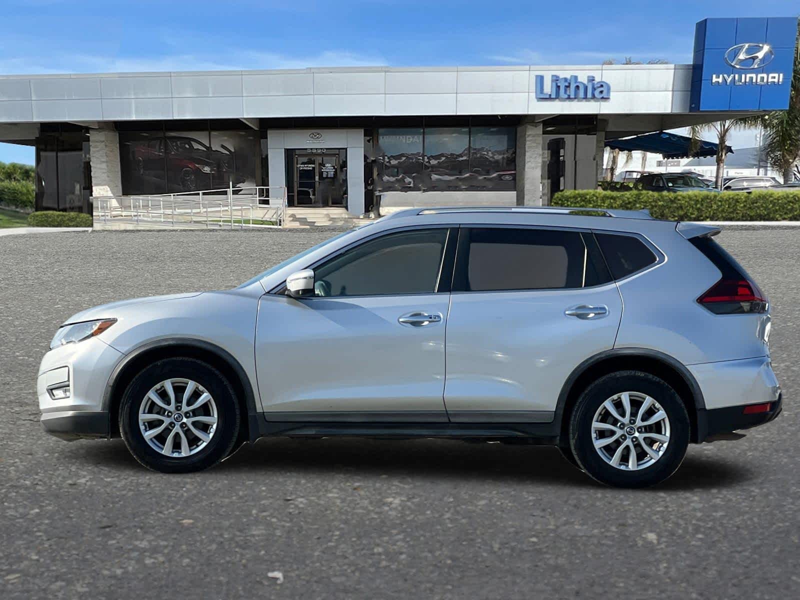 2018 Nissan Rogue SV 5