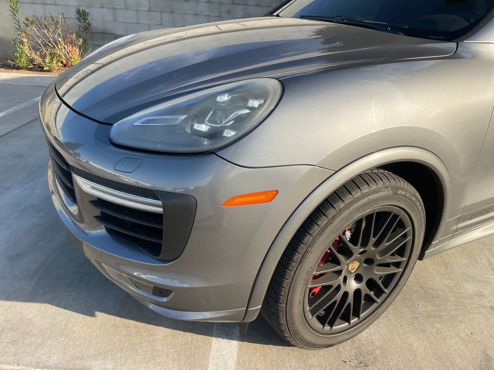 2016 Porsche Cayenne GTS 9