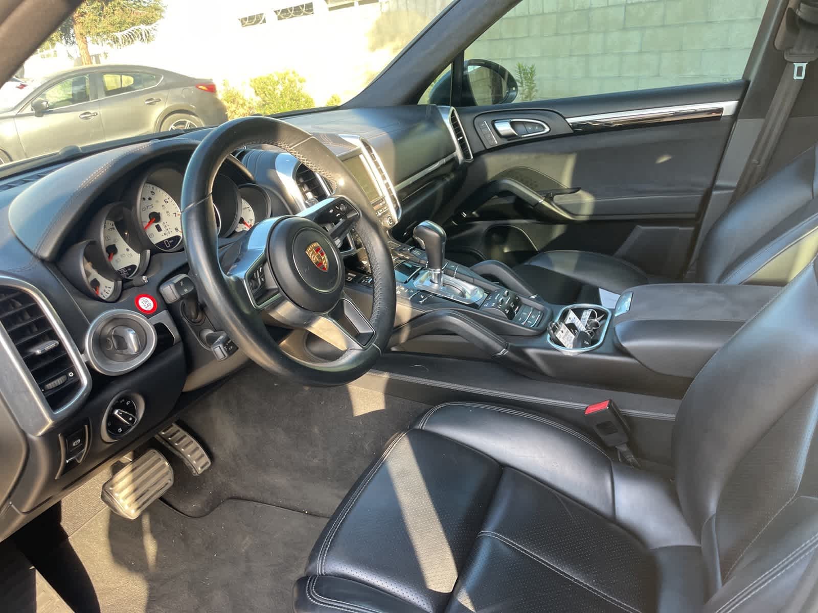 2016 Porsche Cayenne GTS 19