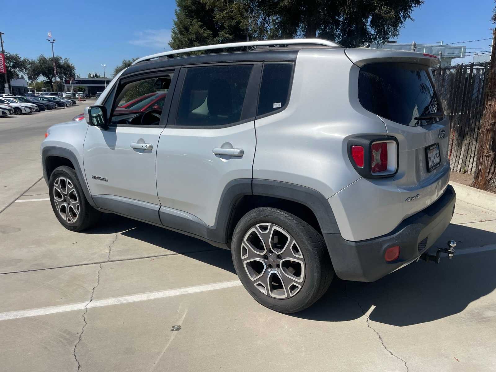 2015 Jeep Renegade Limited 7