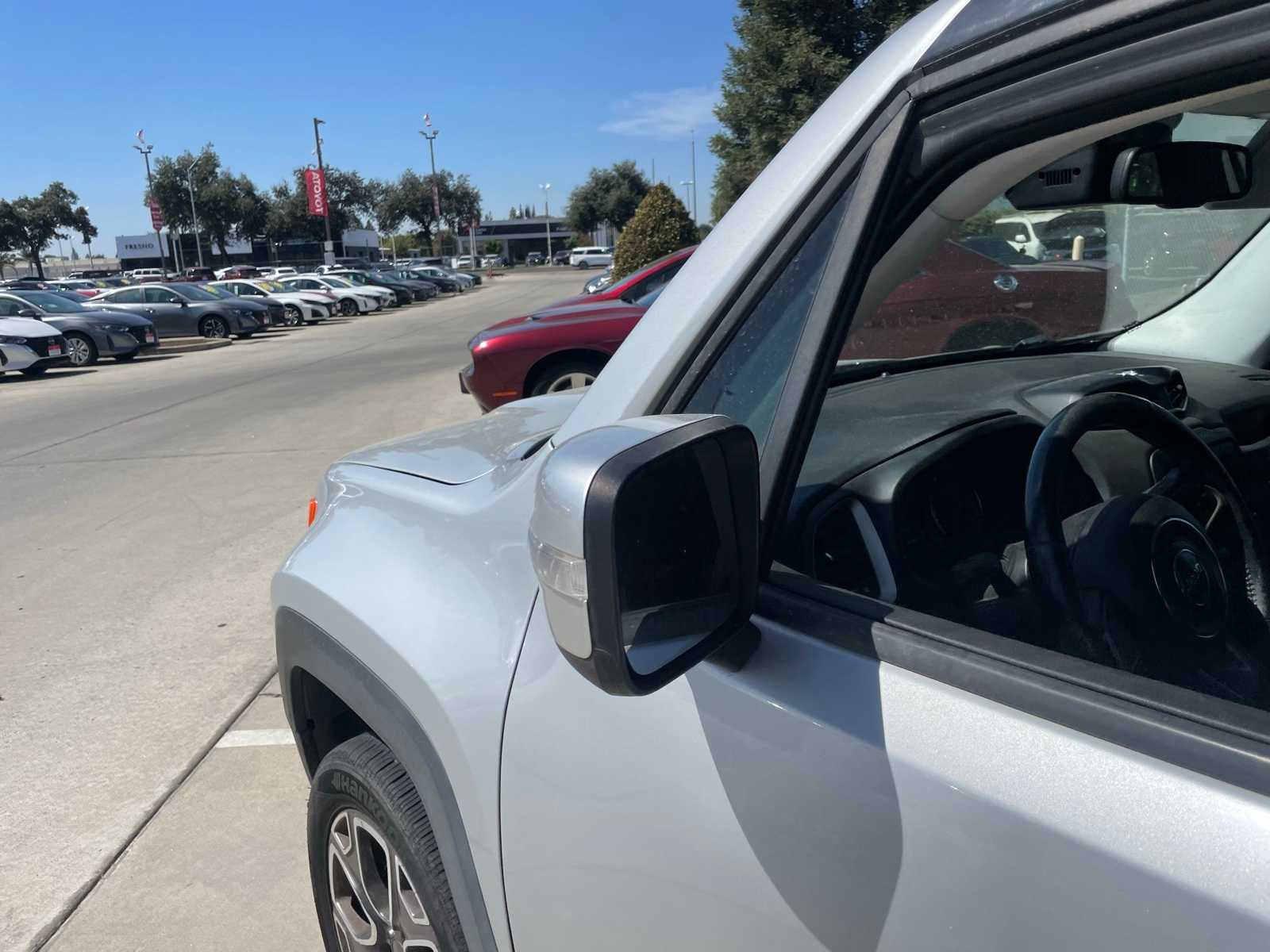 2015 Jeep Renegade Limited 10