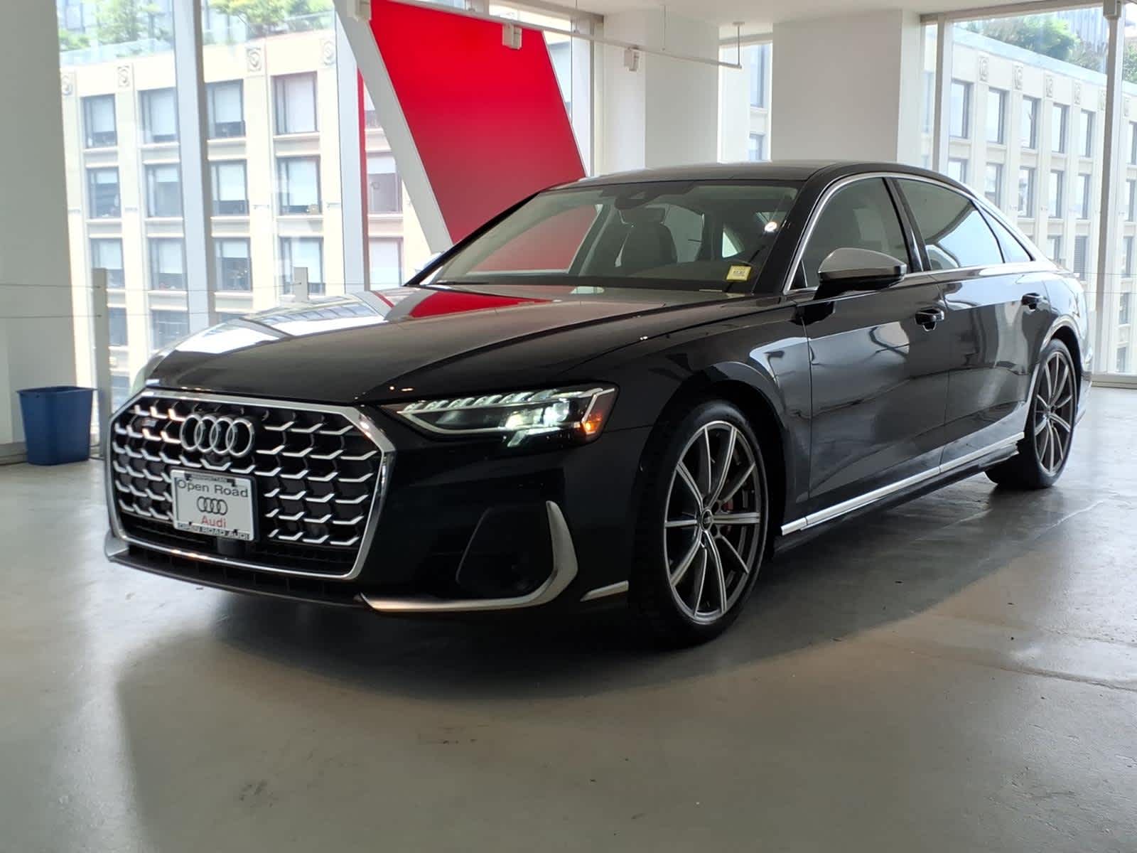 2023 Audi S8 4.0 TFSI quattro L